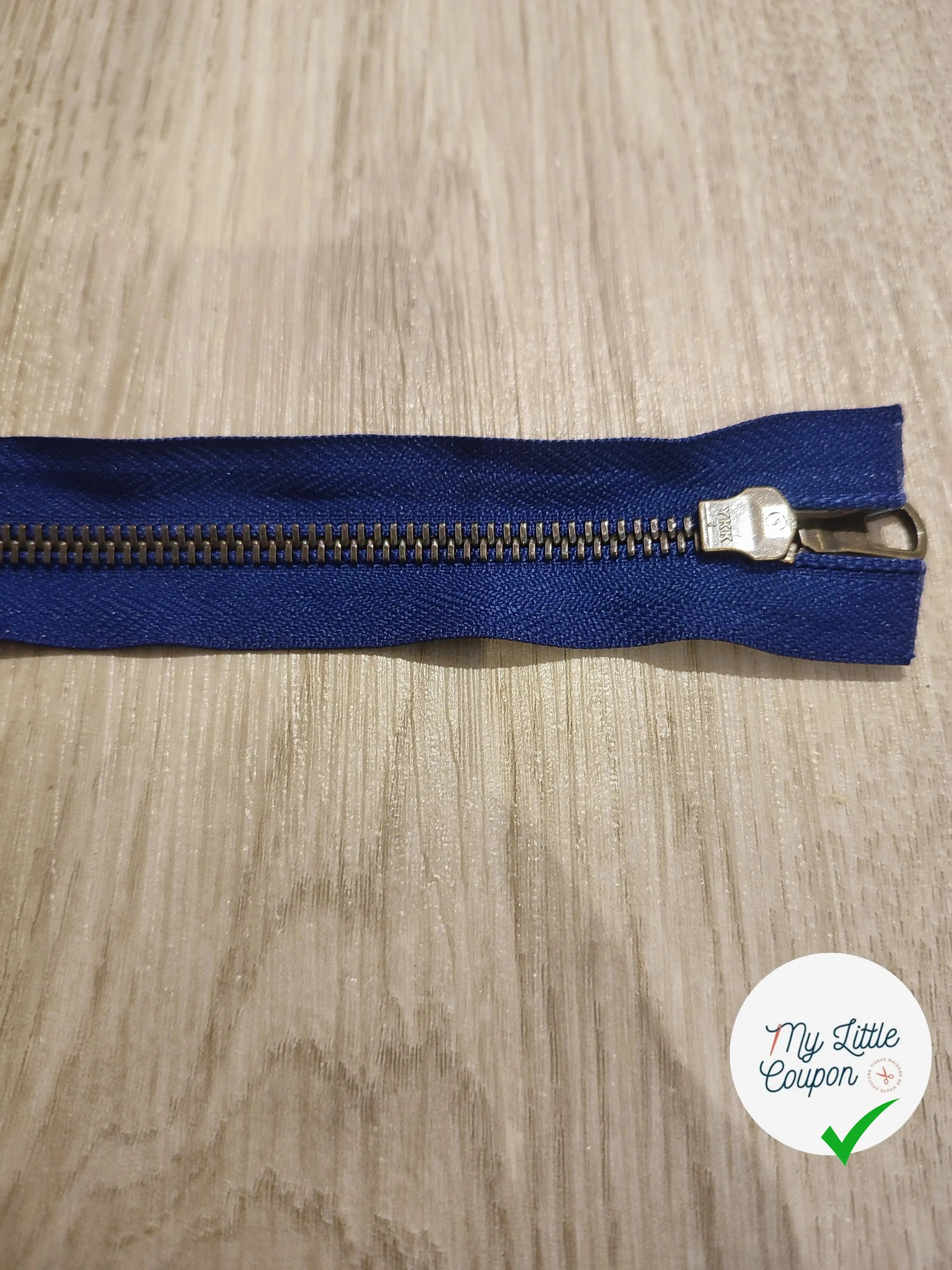 FERMETURE RIRI METAL SÉPARABLE 65CM BLEU FONCÉ - My Little Coupon