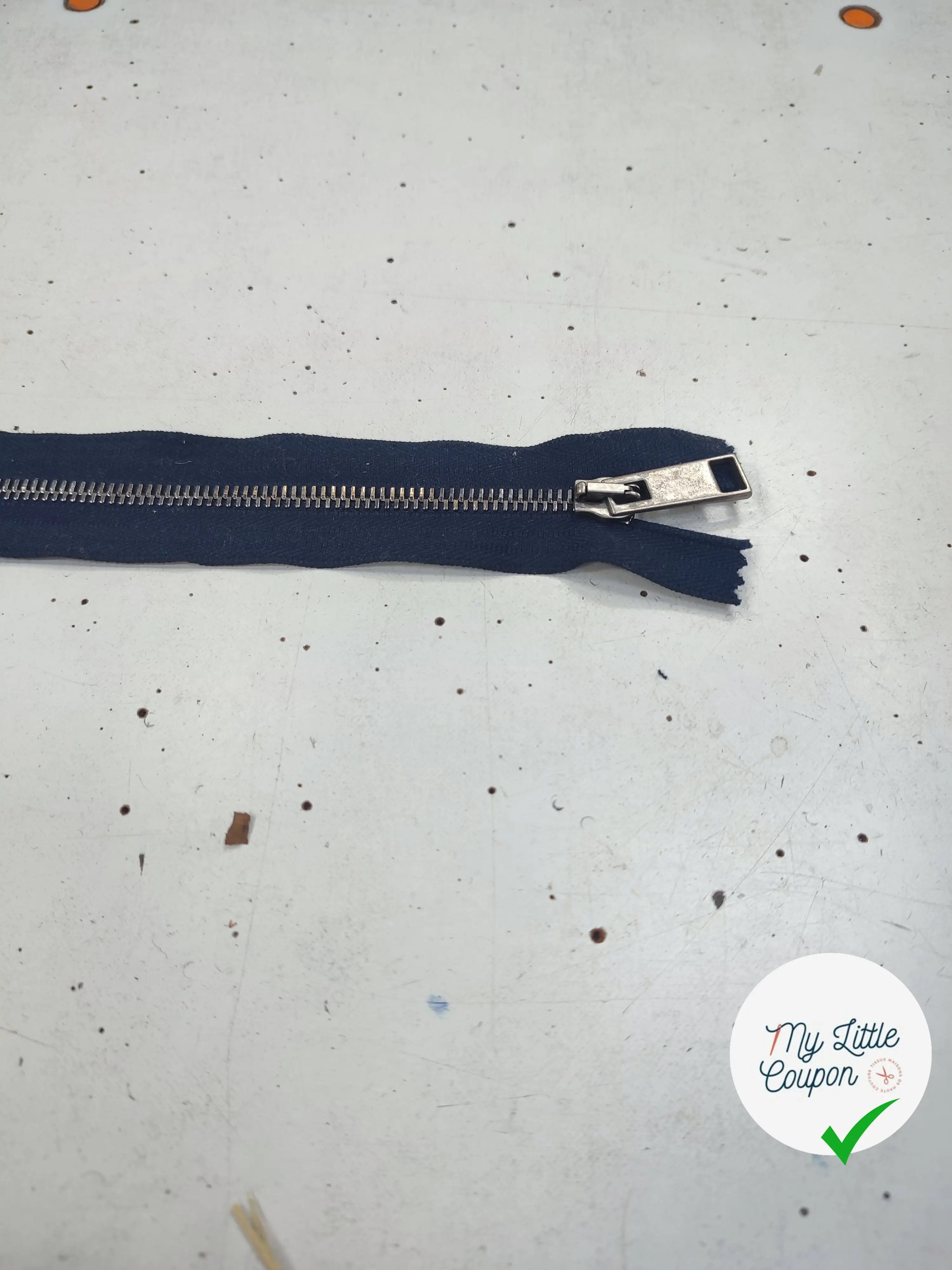 FERMETURE RIRI METAL NON SÉPARABLE  20CM BLEU NUIT - My Little Coupon