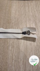 FERMETURE RIRI MÉTAL NON SÉPARABLE 25CM BLANC M4 - My Little Coupon