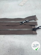 FERMETURE RIRI METAL NON SÉPARABLE DOUBLE ZIP 90CM MARRON FONCÉ - My Little Coupon