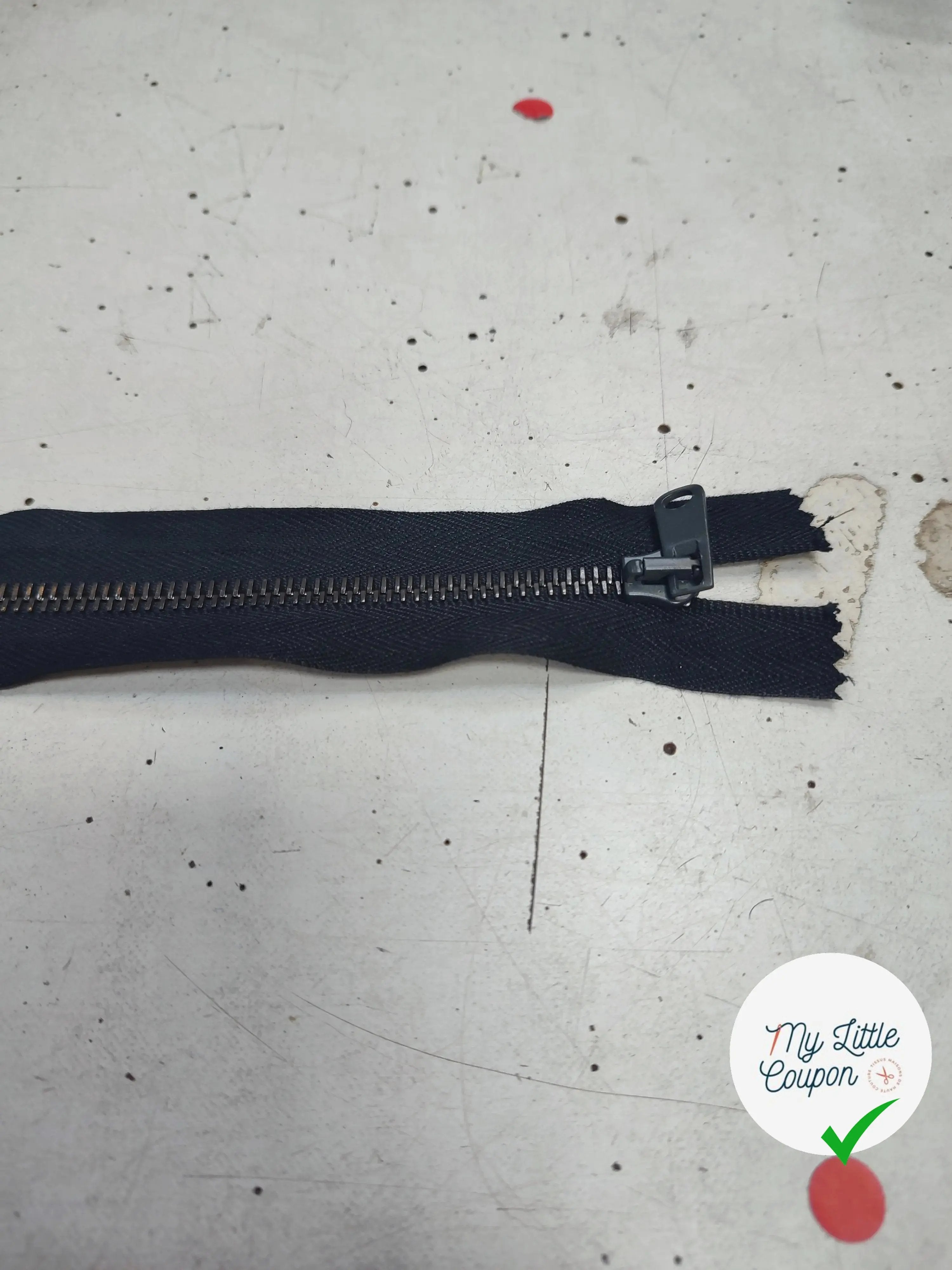 FERMETURE RIRI METAL NON SÉPARABLE 25CM NOIR - My Little Coupon