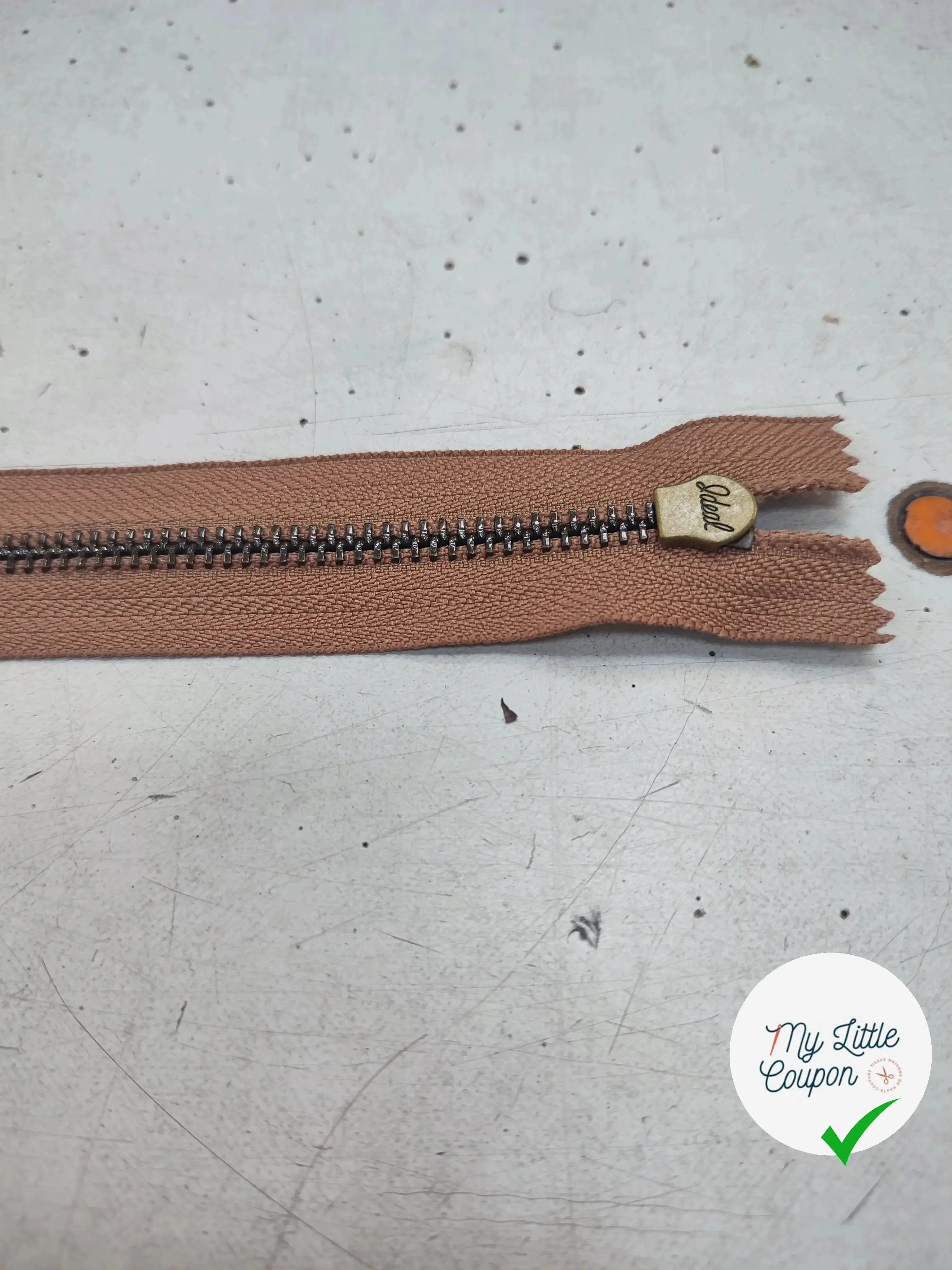 FERMETURE RIRI MÉTAL NON SÉPARABLE 15CM MARRON CAFÉ - My Little Coupon