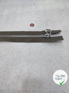 FERMETURE RIRI METAL SÉPARABLE 45CM VERT KAKI M6 - My Little Coupon