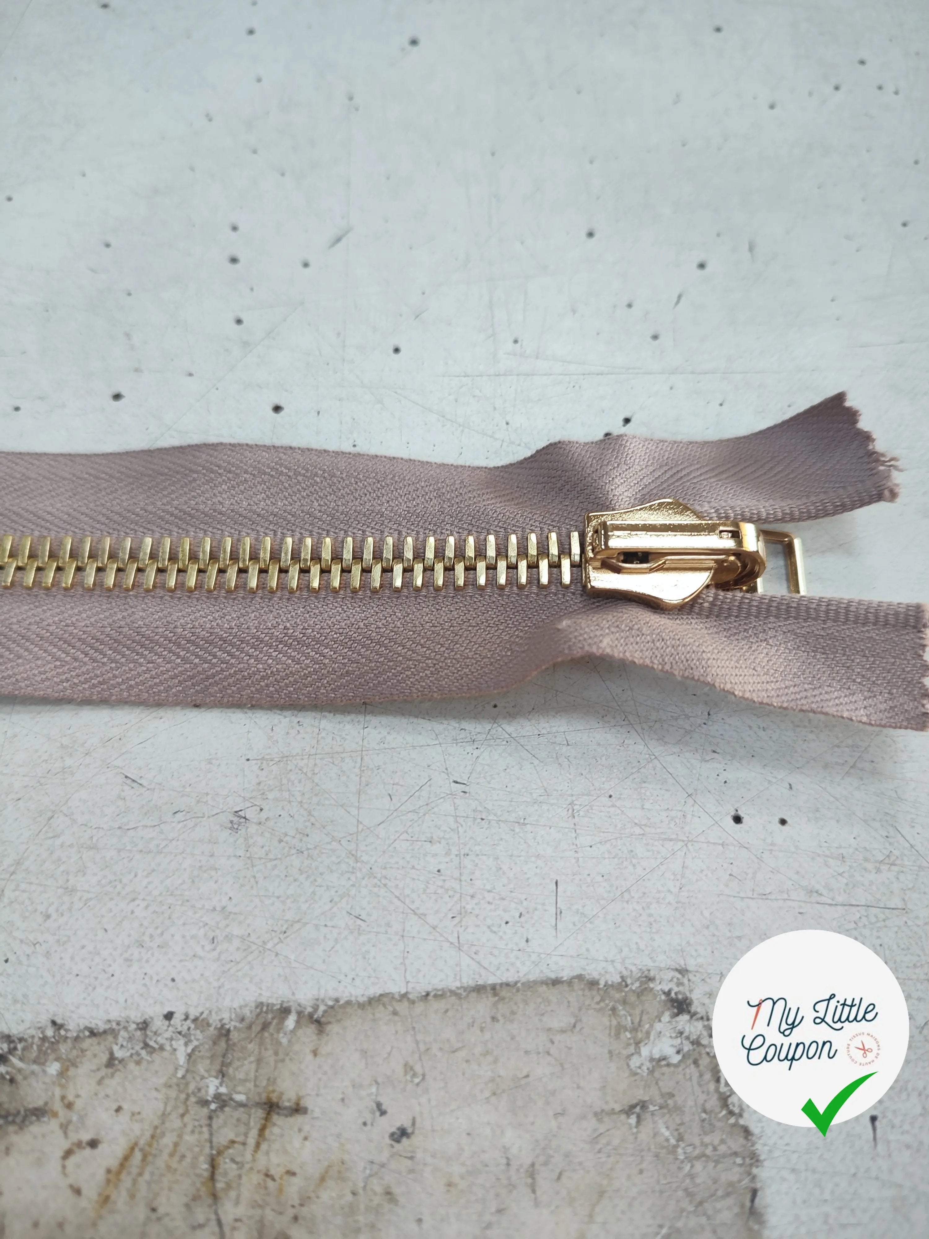 FERMETURE RIRI MÉTAL NON SÉPARABLE RÉVERSIBLE 18CM BEIGE FONCÉ - My Little Coupon