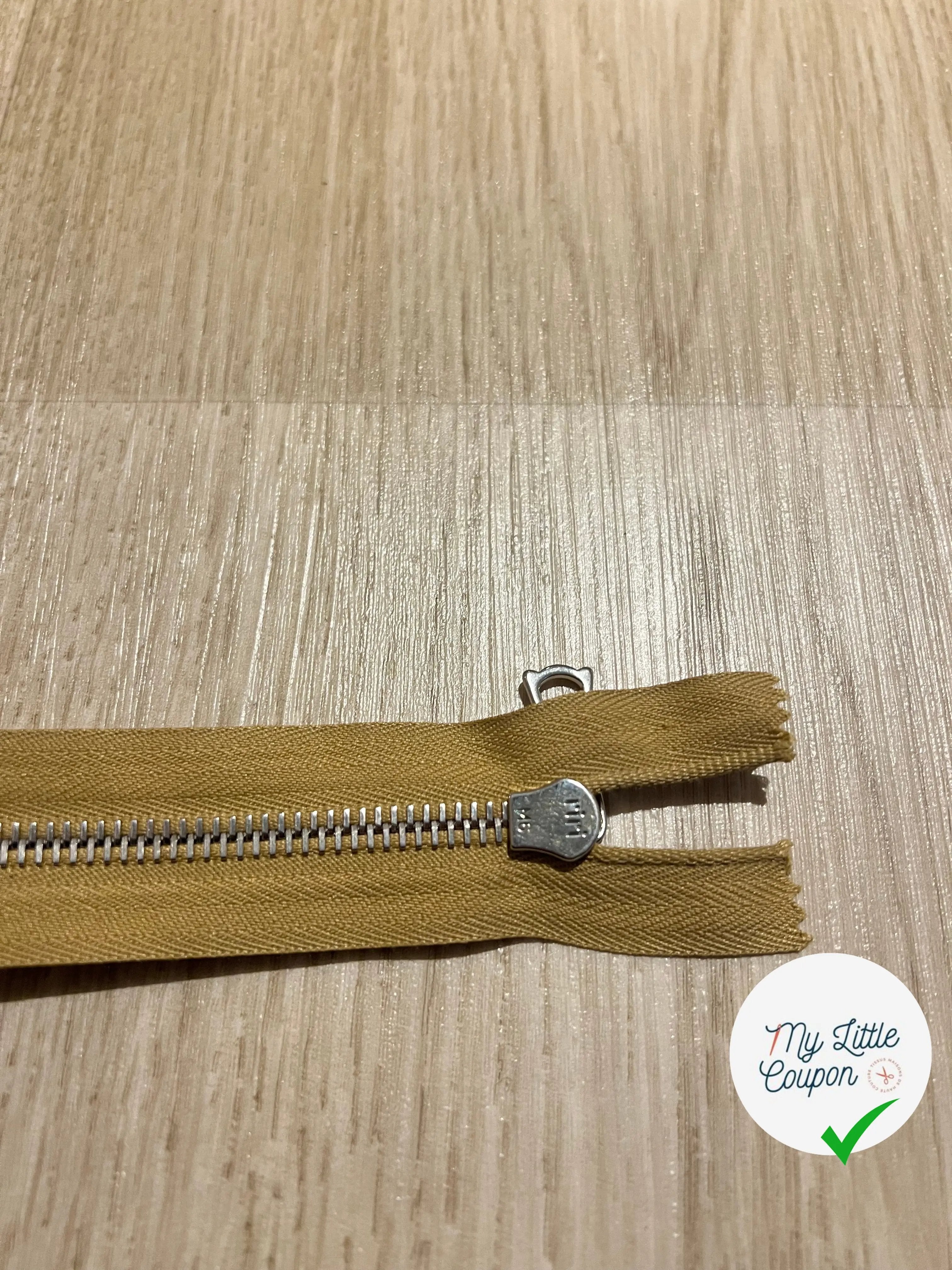 FERMETURE RIRI METAL SEPARABLE 60CM BEIGE CAFÉ M6 - My Little Coupon