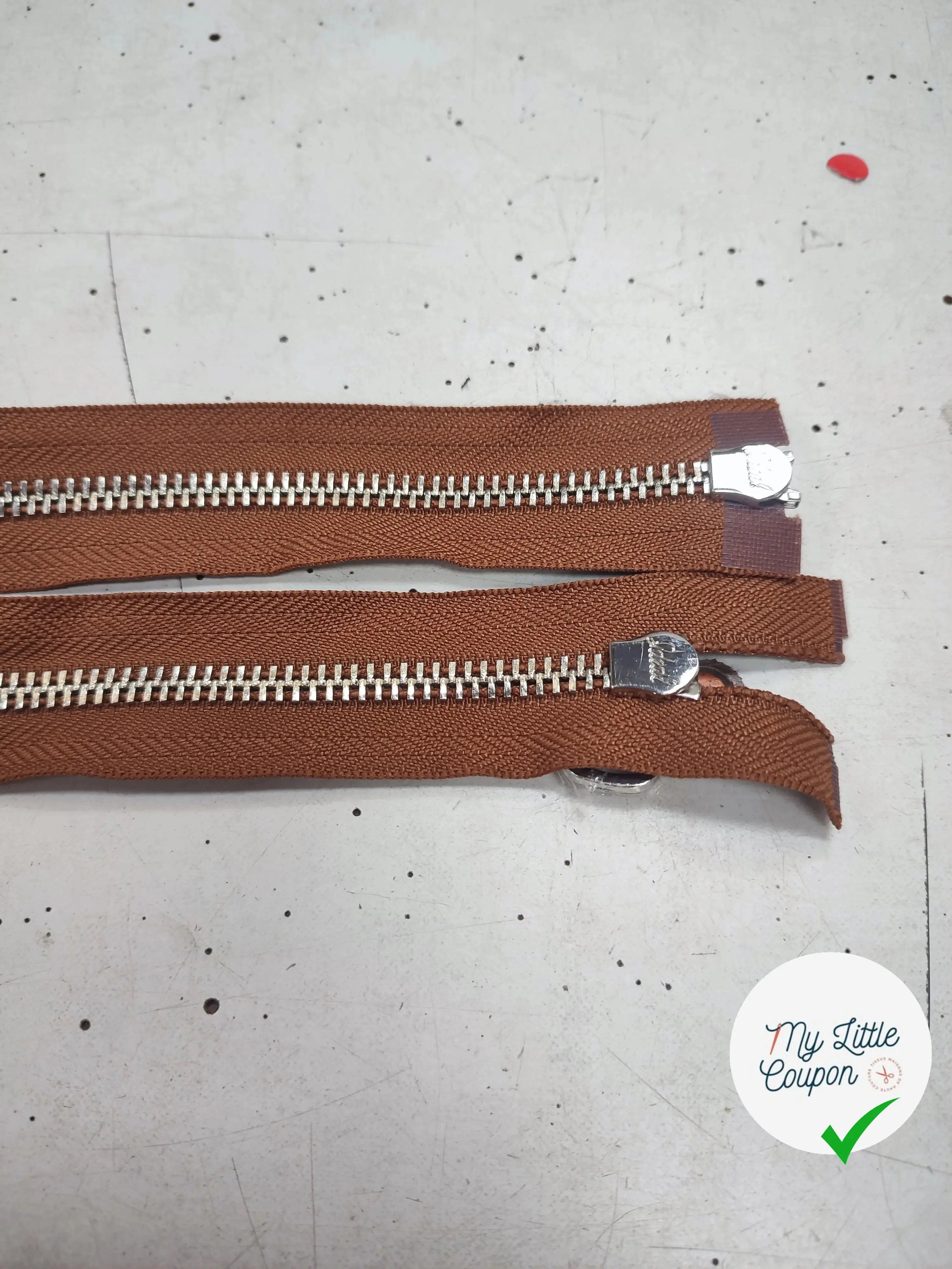 FERMETURE RIRI METAL NON SÉPARABLE DOUBLE CHEMINS 100CM MARRON - My Little Coupon