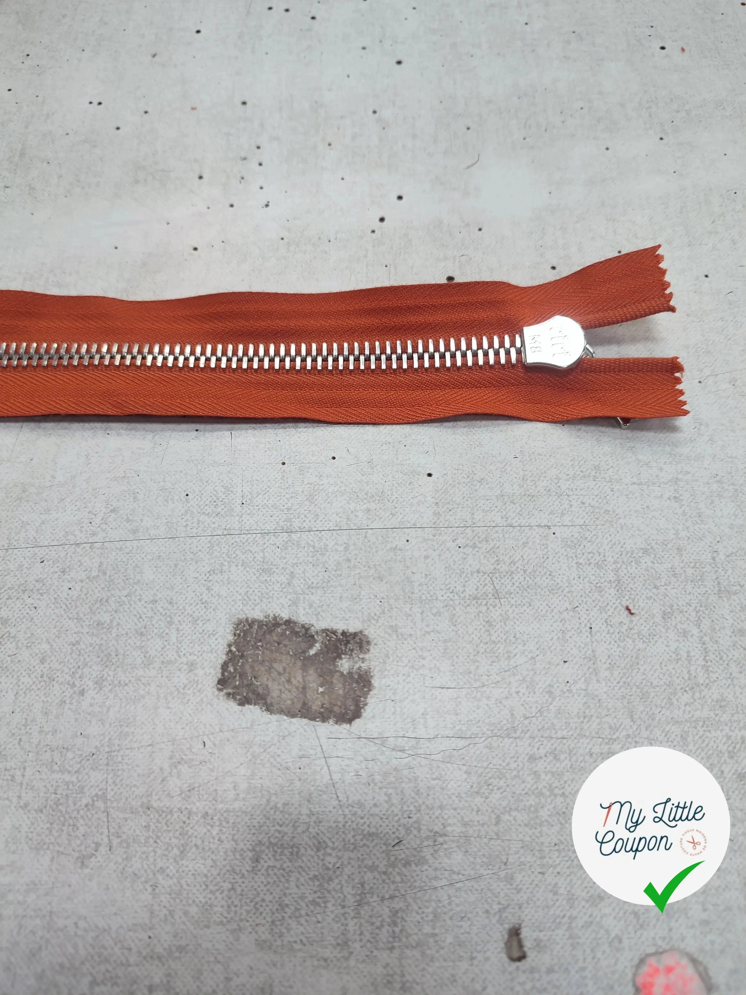 FERMETURE RIRI METAL SÉPARABLE 70CM GRIS LAVANDE M6 - My Little Coupon