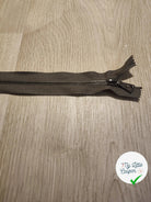 FERMETURE RIRI METAL SÉPARABLE 65CM GRIS FONCÉ M6 - My Little Coupon