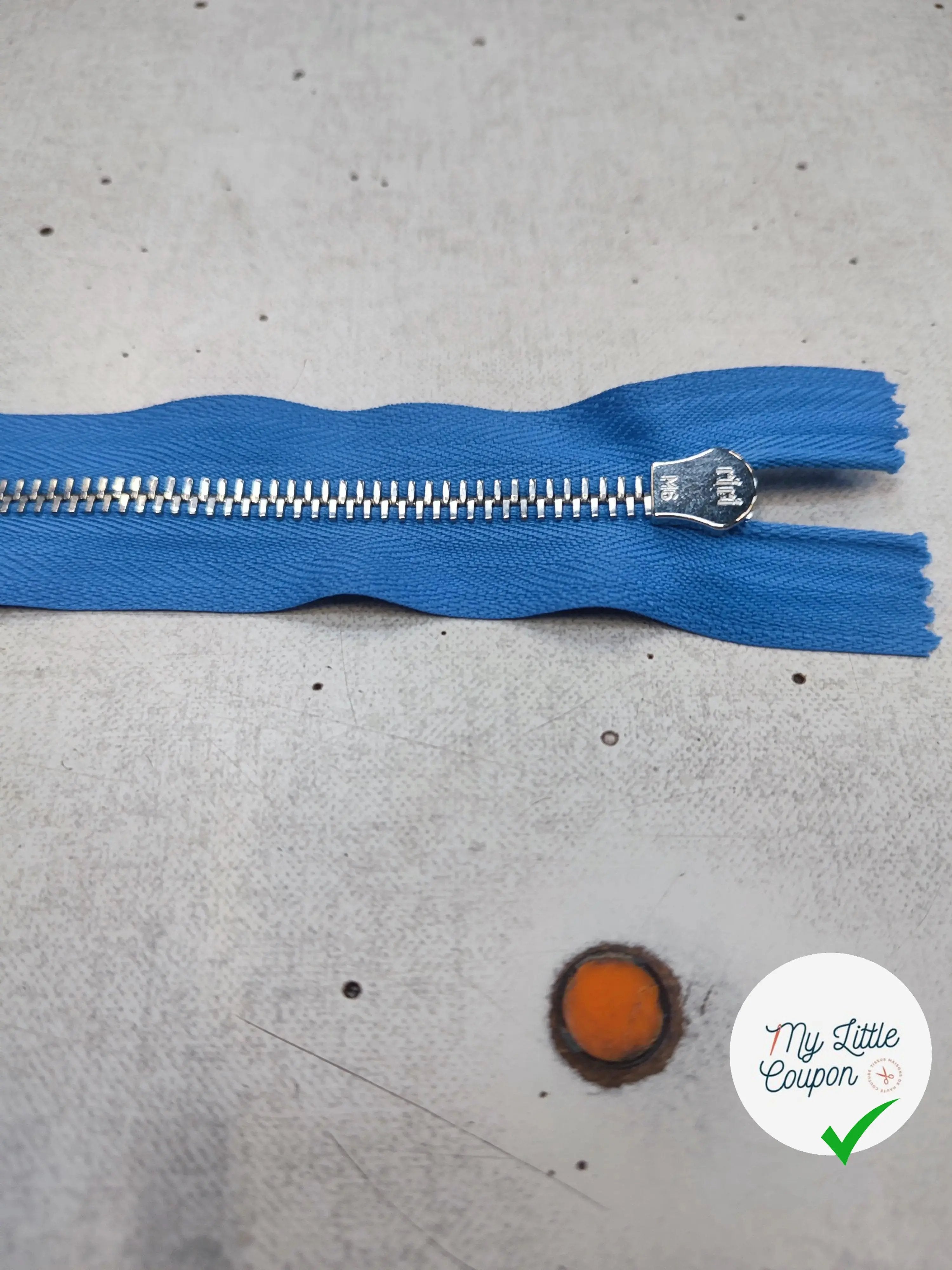 FERMETURE RIRI METAL NON SÉPARABLE 15CM BLEU CIEL M6 - My Little Coupon