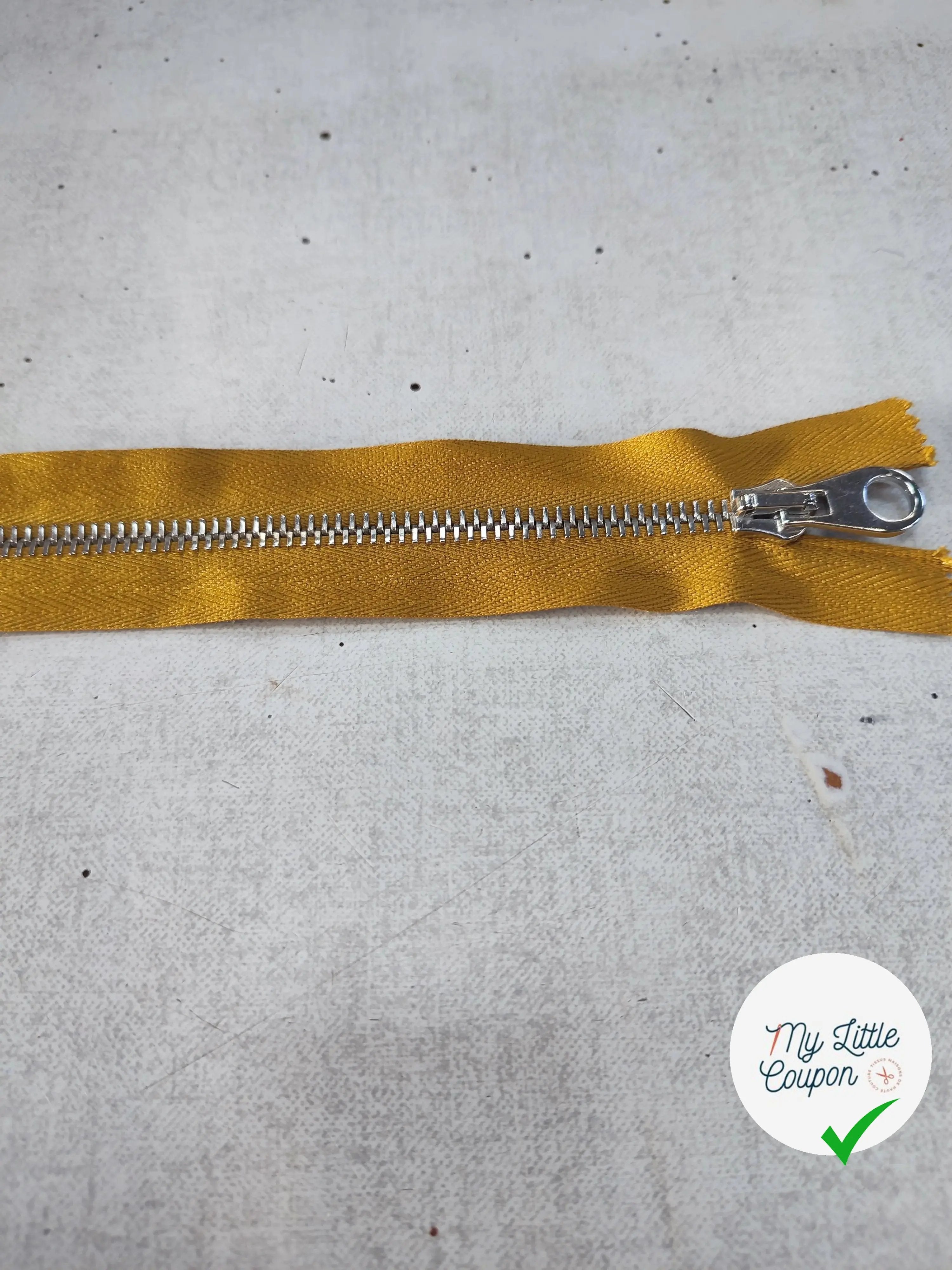 FERMETURE RIRI METAL SÉPARABLE 50CM JAUNE M6 - My Little Coupon