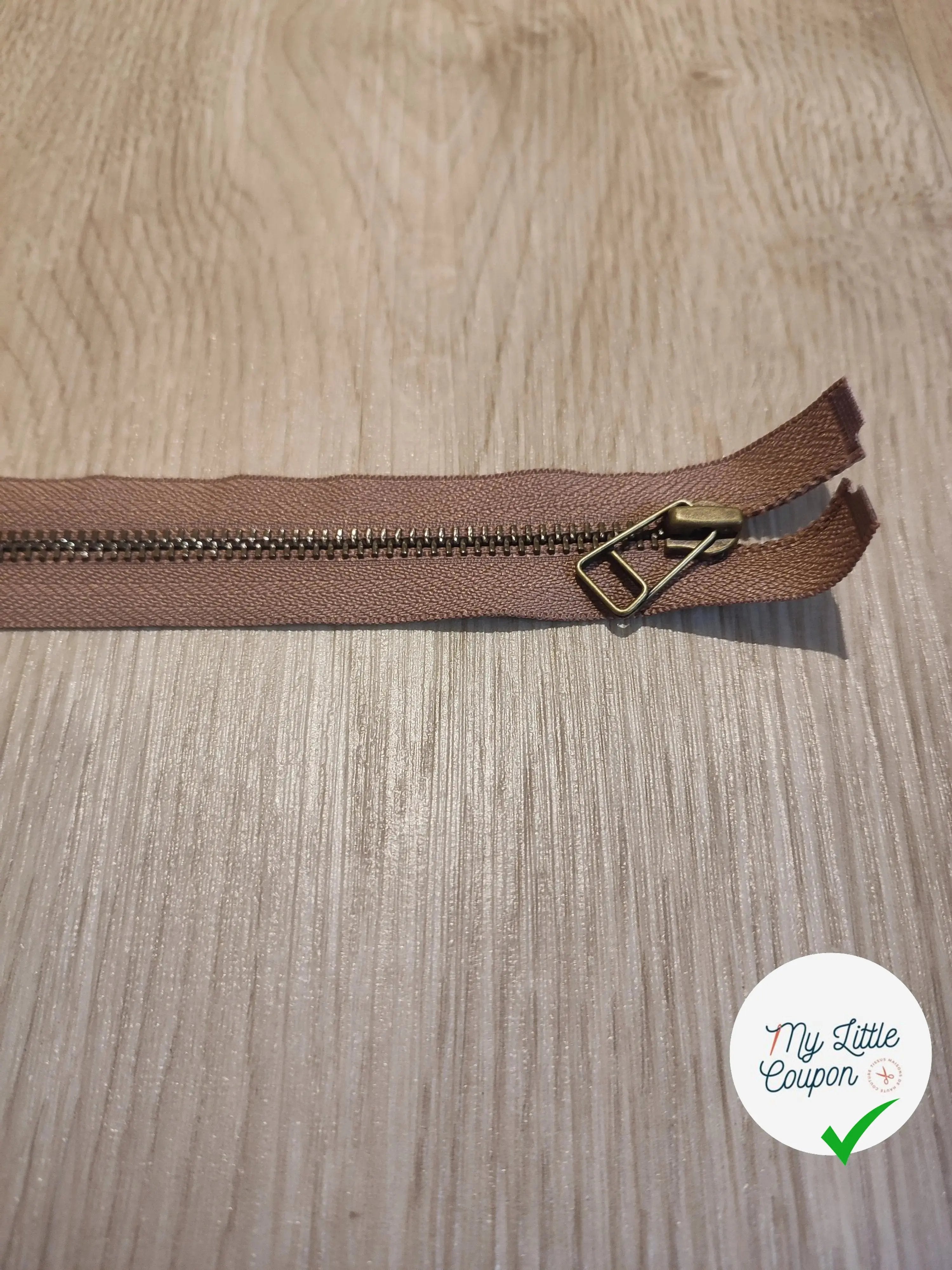 (Copie) FERMETURE RIRI METAL SÉPARABLE RÉVERSIBLE 90CM MARRON - My Little Coupon
