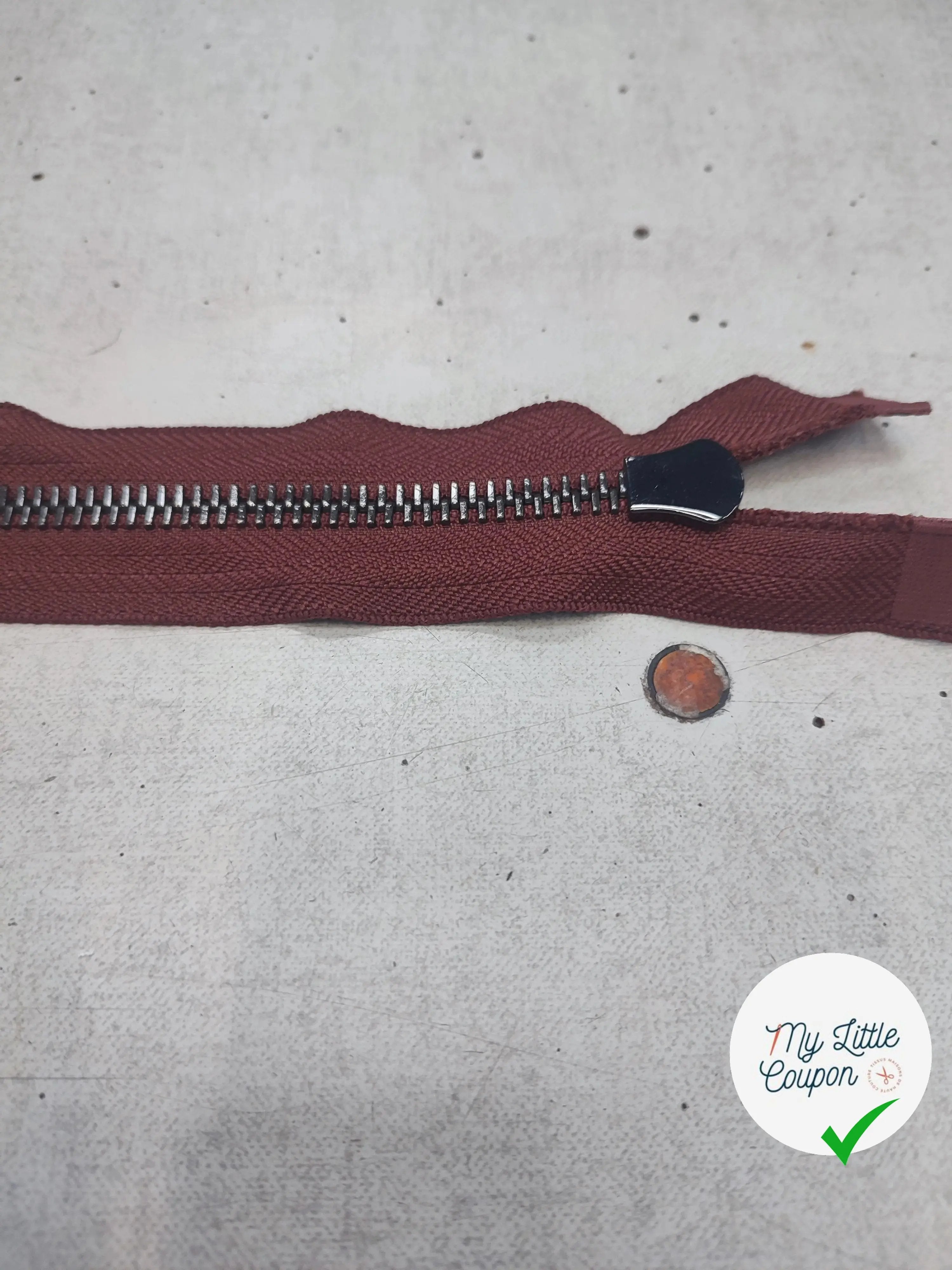 FERMETURE RIRI MÉTAL SÉPARABLE 60CM MARRON FONCÉ - My Little Coupon