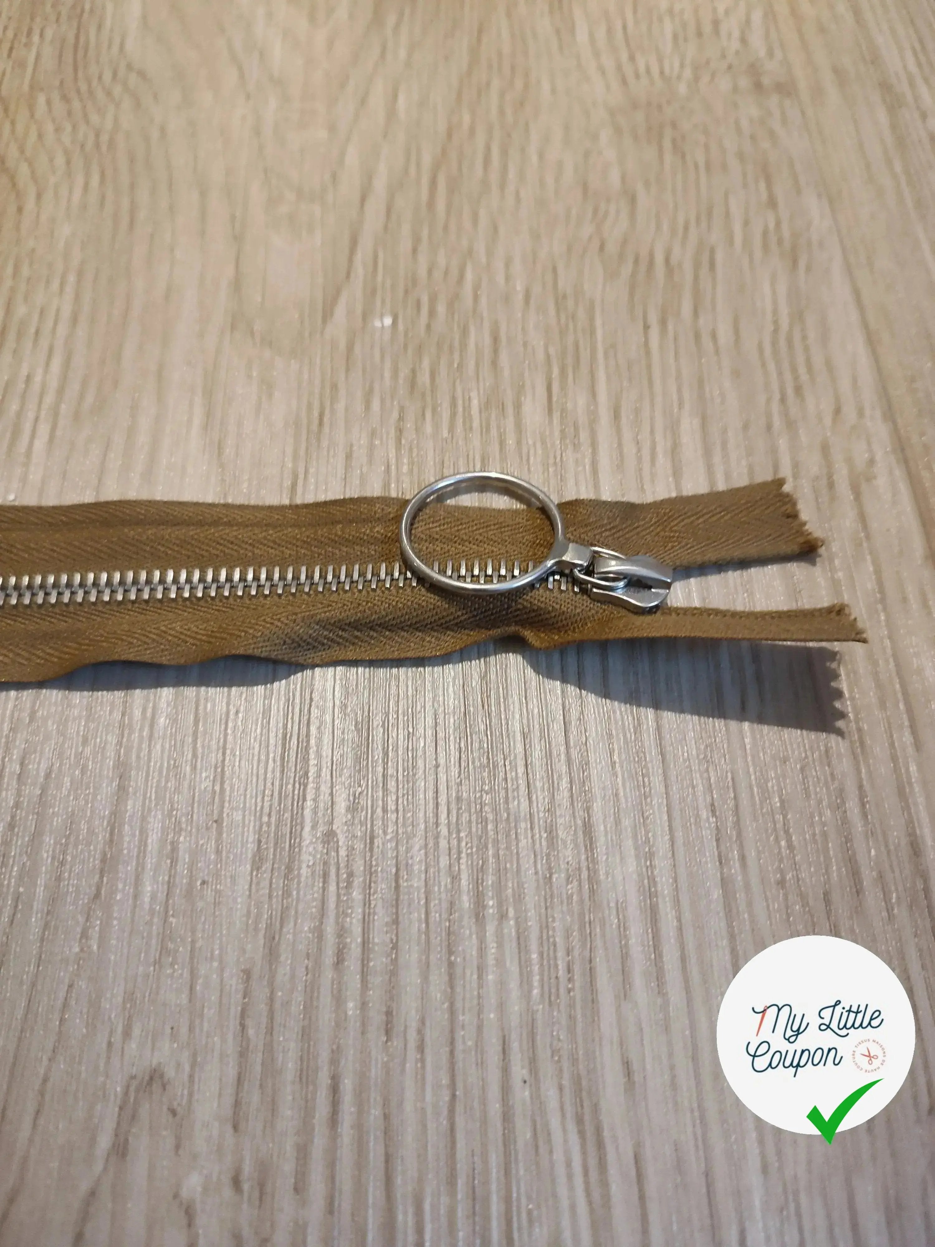 FERMETURE RIRI METAL NON SÉPARABLE 35CM MARRON CAFÉ M6 - My Little Coupon