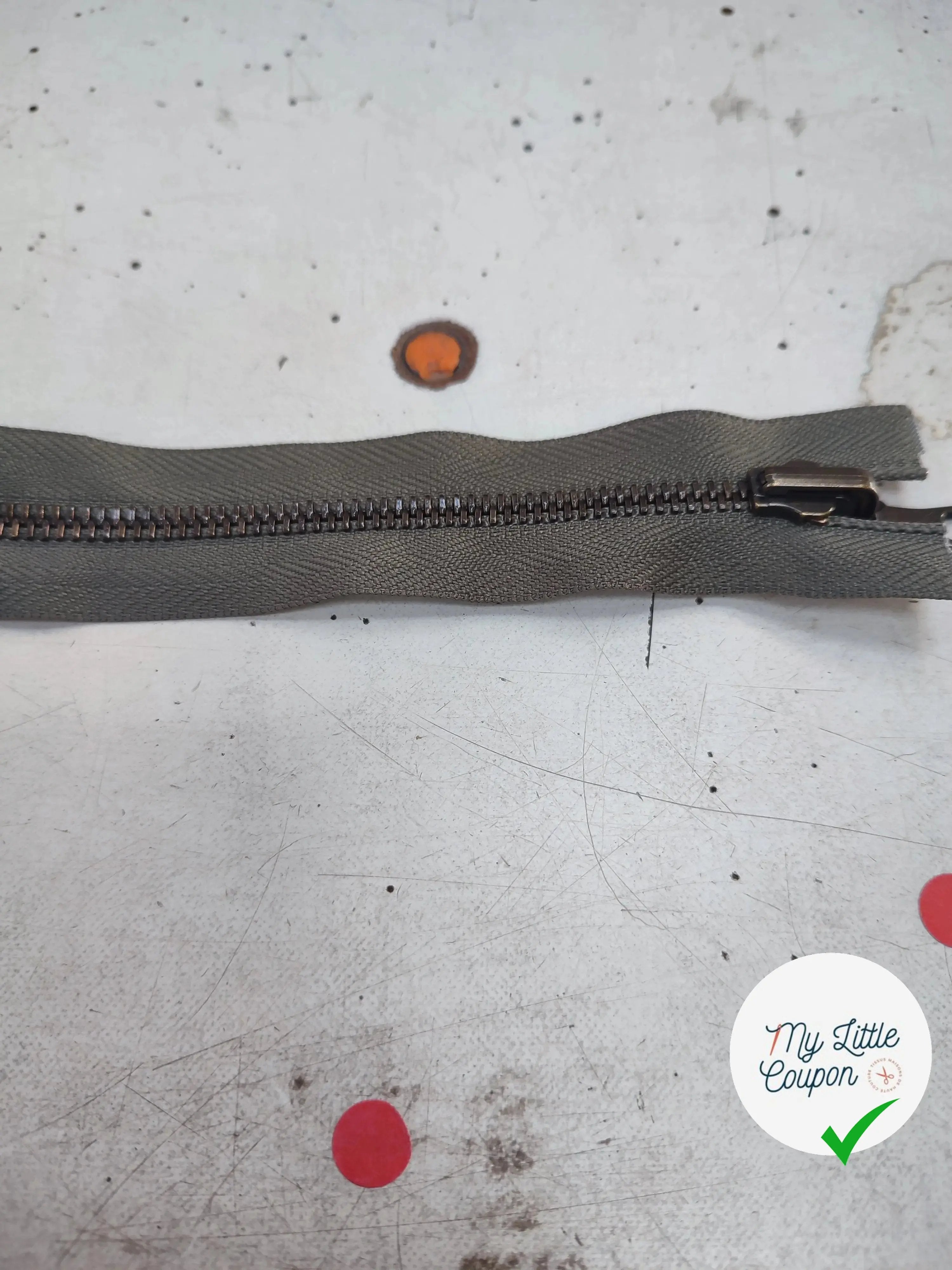 FERMETURE RIRI METAL SÉPARABLE RÉVERSIBLE 70CM VERT FONCÉ - My Little Coupon