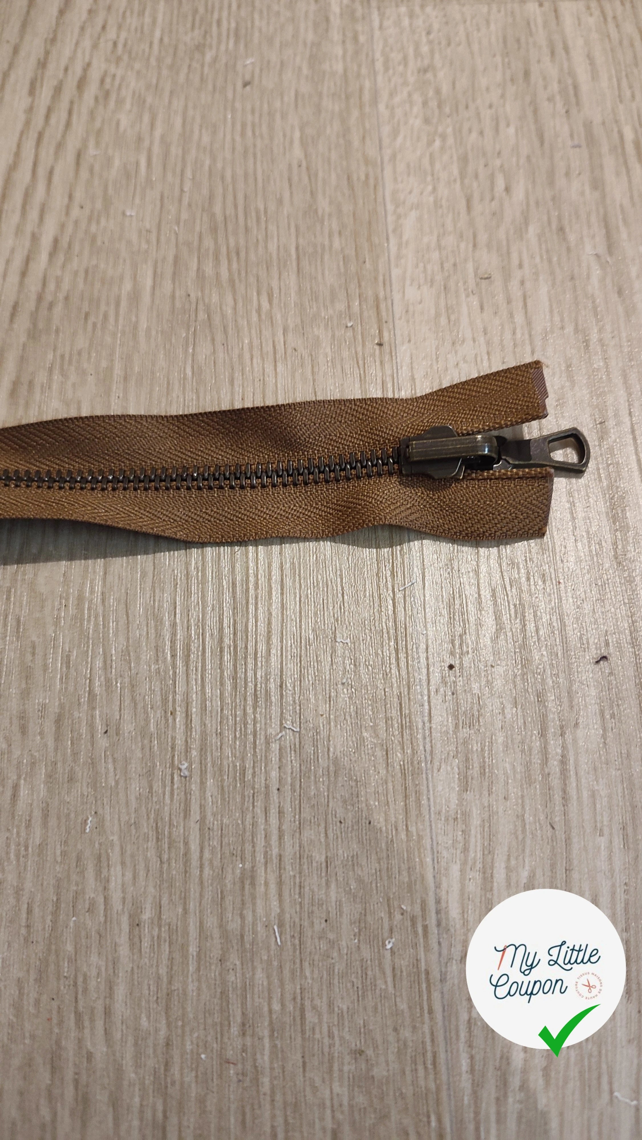 FERMETURE RIRI METAL SÉPARABLE RÉVERSIBLE 60CM MARRON - My Little Coupon