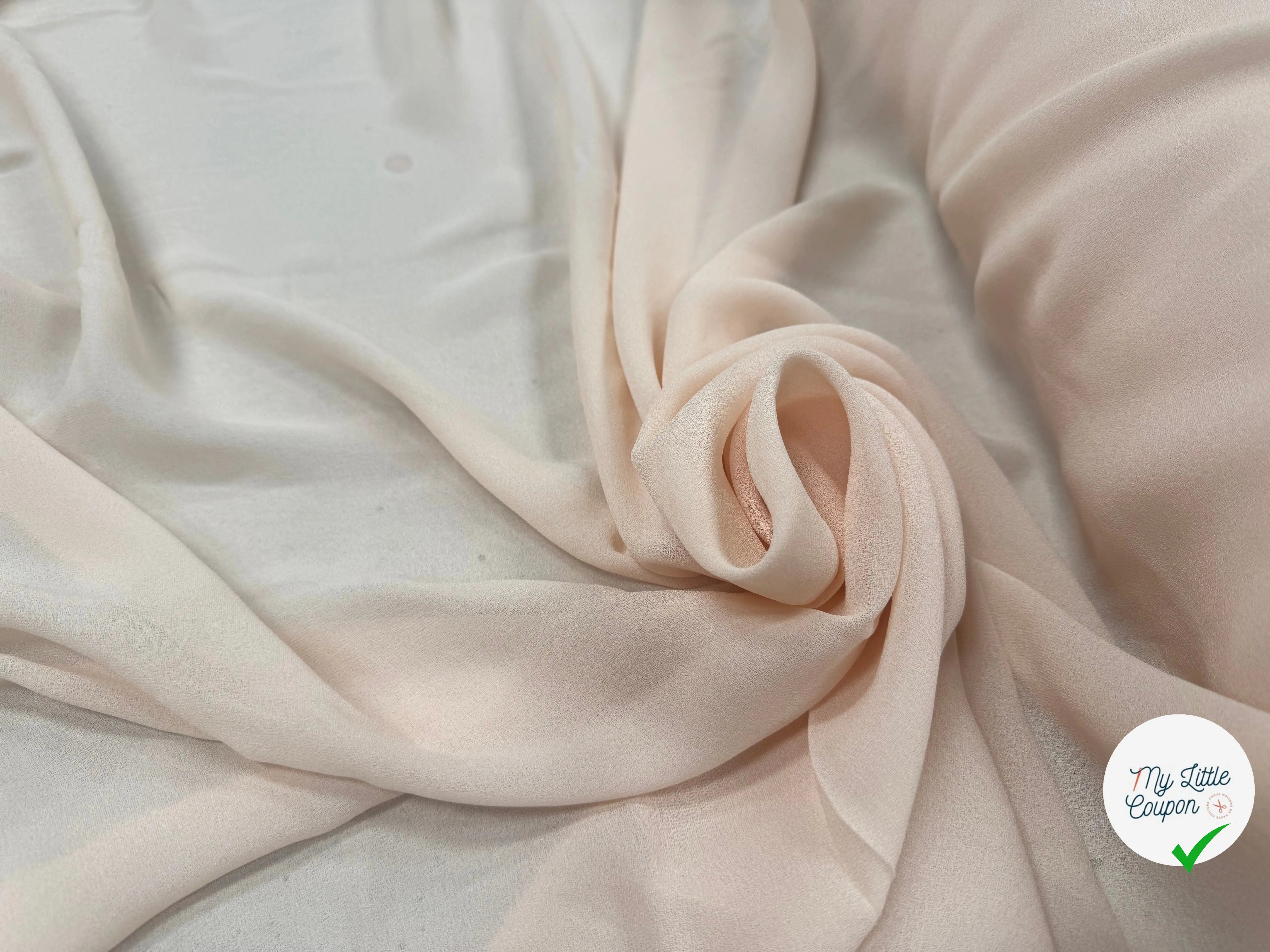FINE SHEER CRÊPE 100 % VISCOSE , Pansy Pink - My Little Coupon