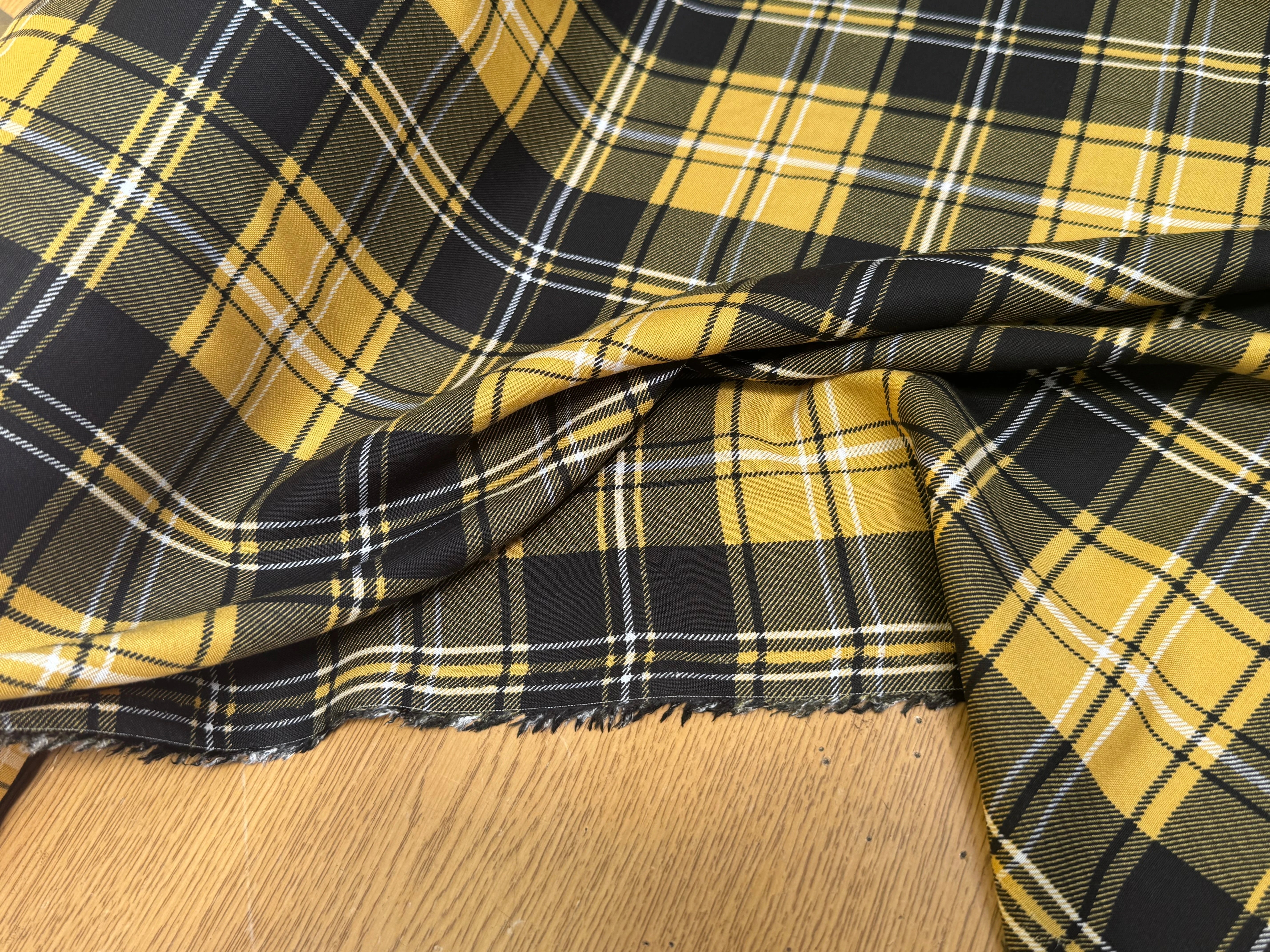 FLANELLE VISCOSE TARTAN JAUNE NOIR - My Little Coupon