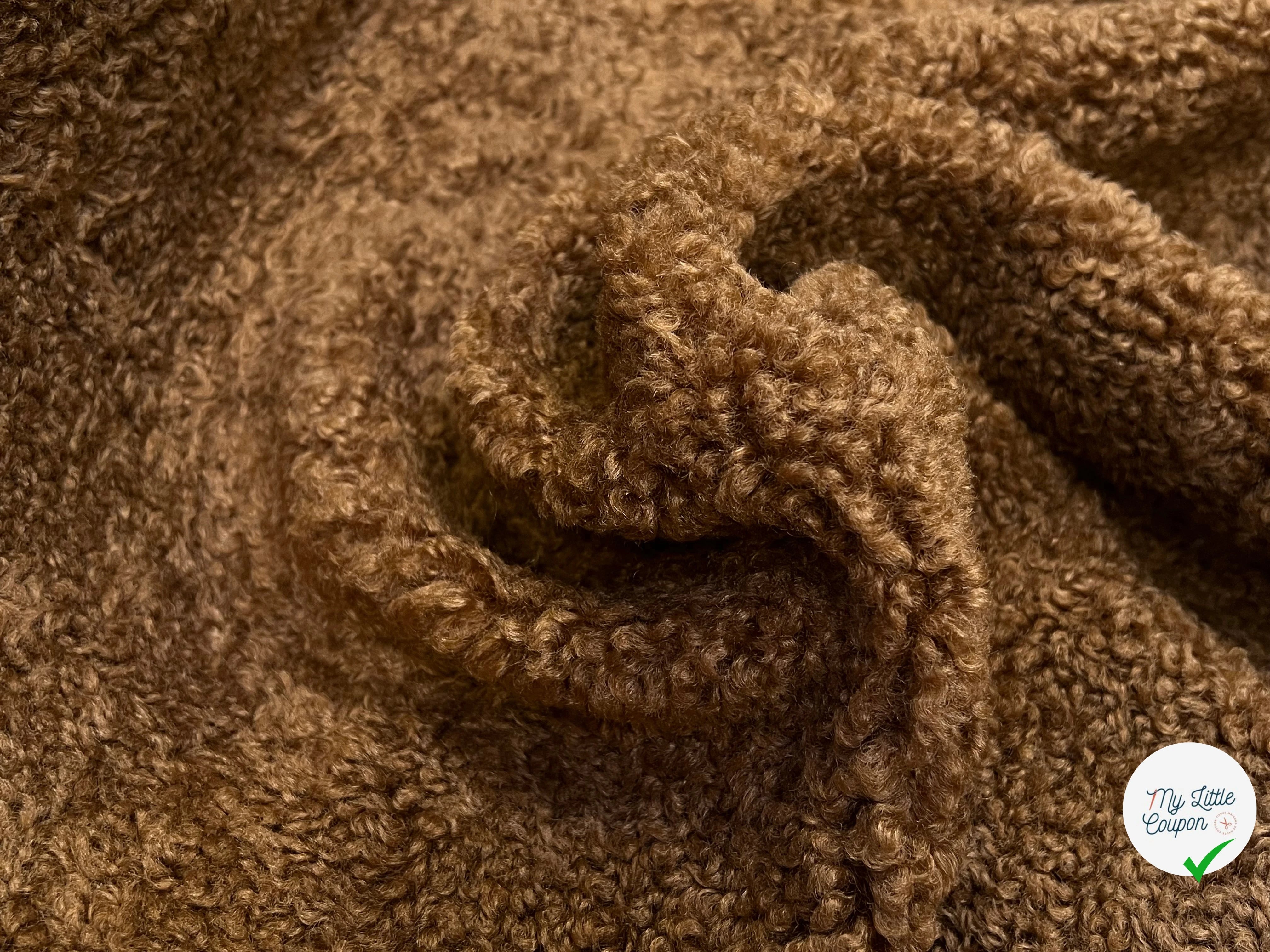 FOURRURE MOUTON MARRON FONCÉ 160CM - My Little Coupon