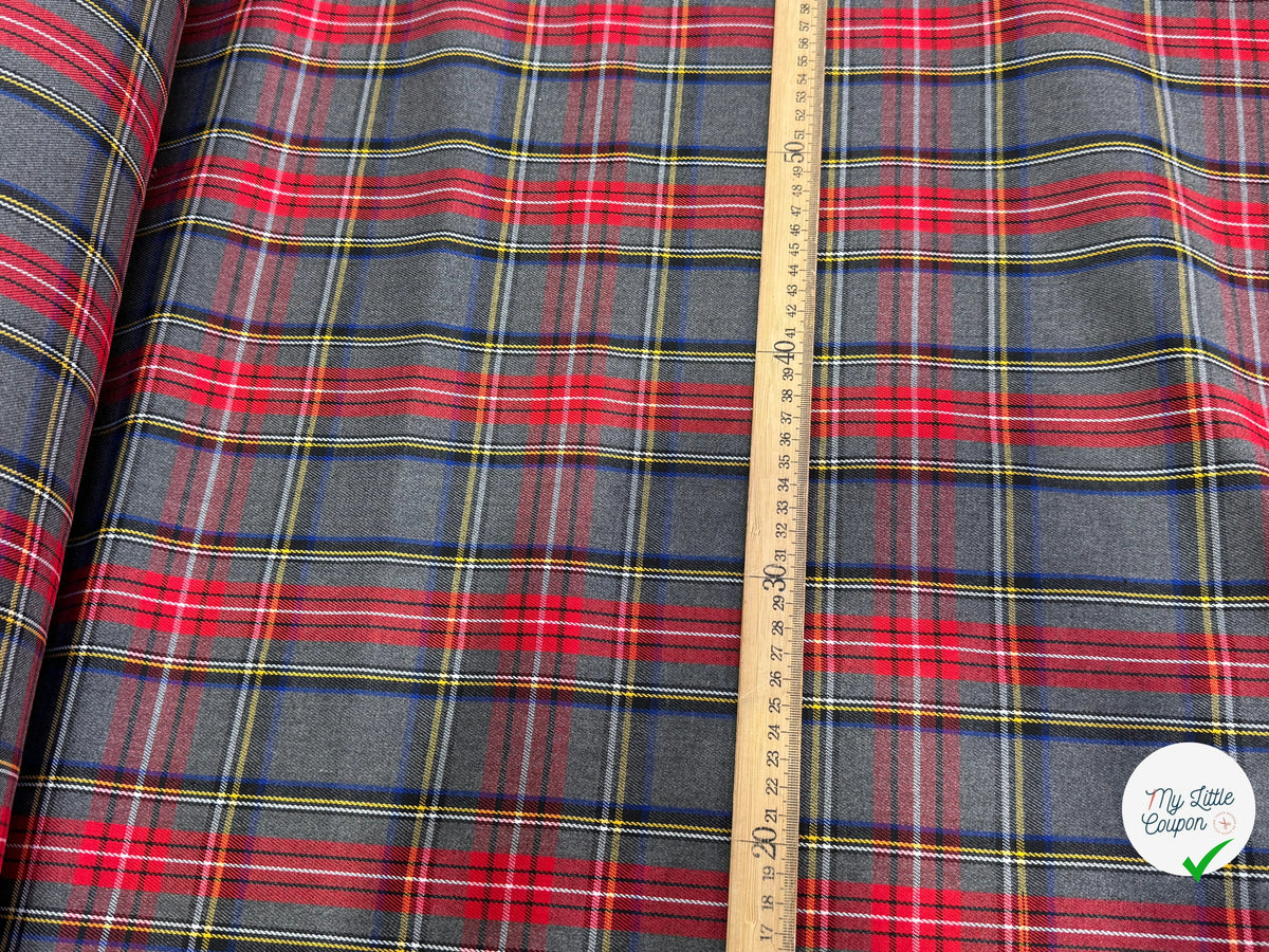 Gabardine écossaise tartan fond gris, tombé du tissu