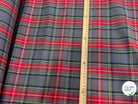 Gabardine écossaise tartan fond gris, tombé du tissu