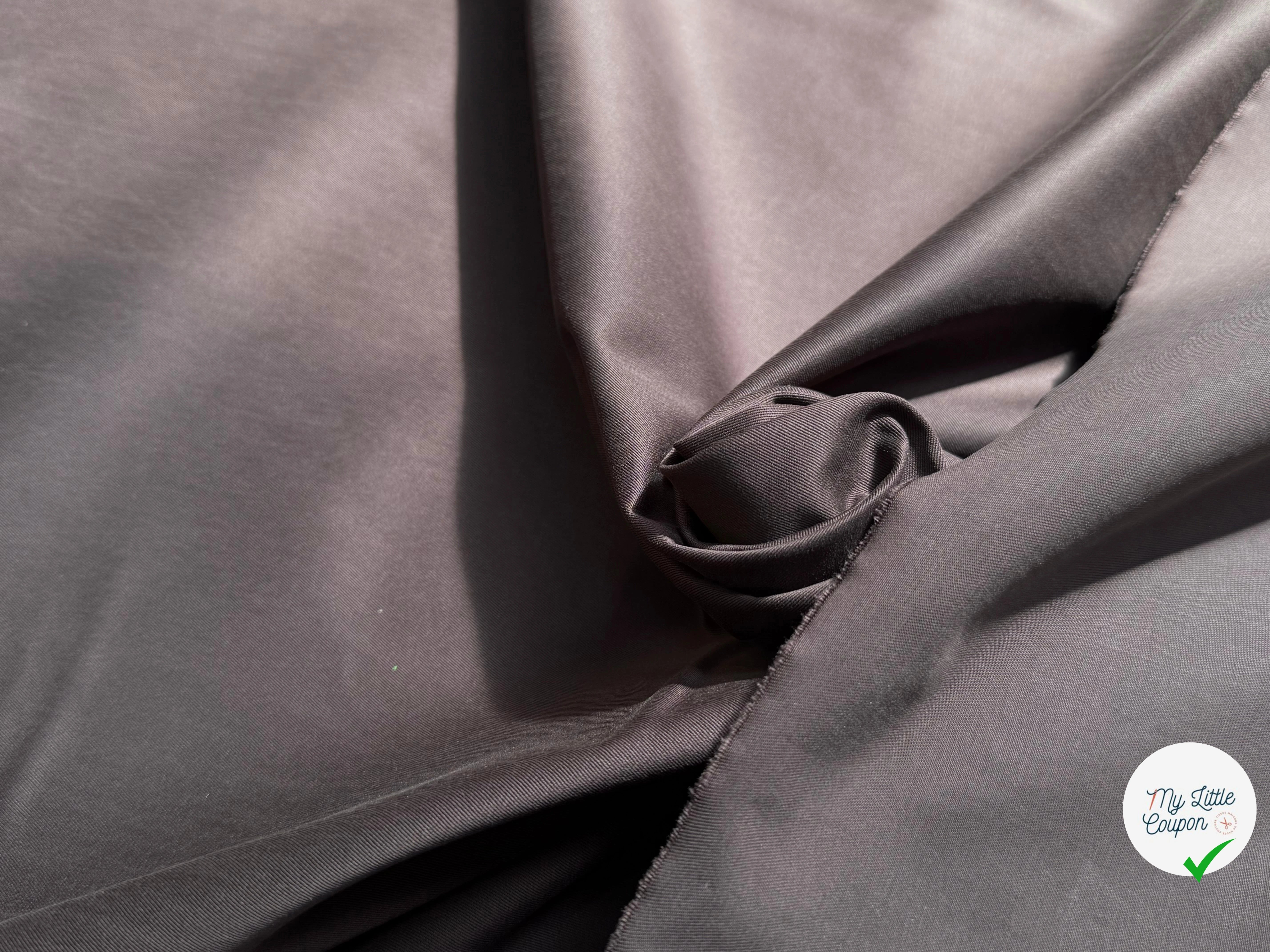 GABARDINE DE COTON FINE LÉGÈREMENT STRIÉE MARRON FONCÉ QUALITÉ COUTURE - My Little Coupon