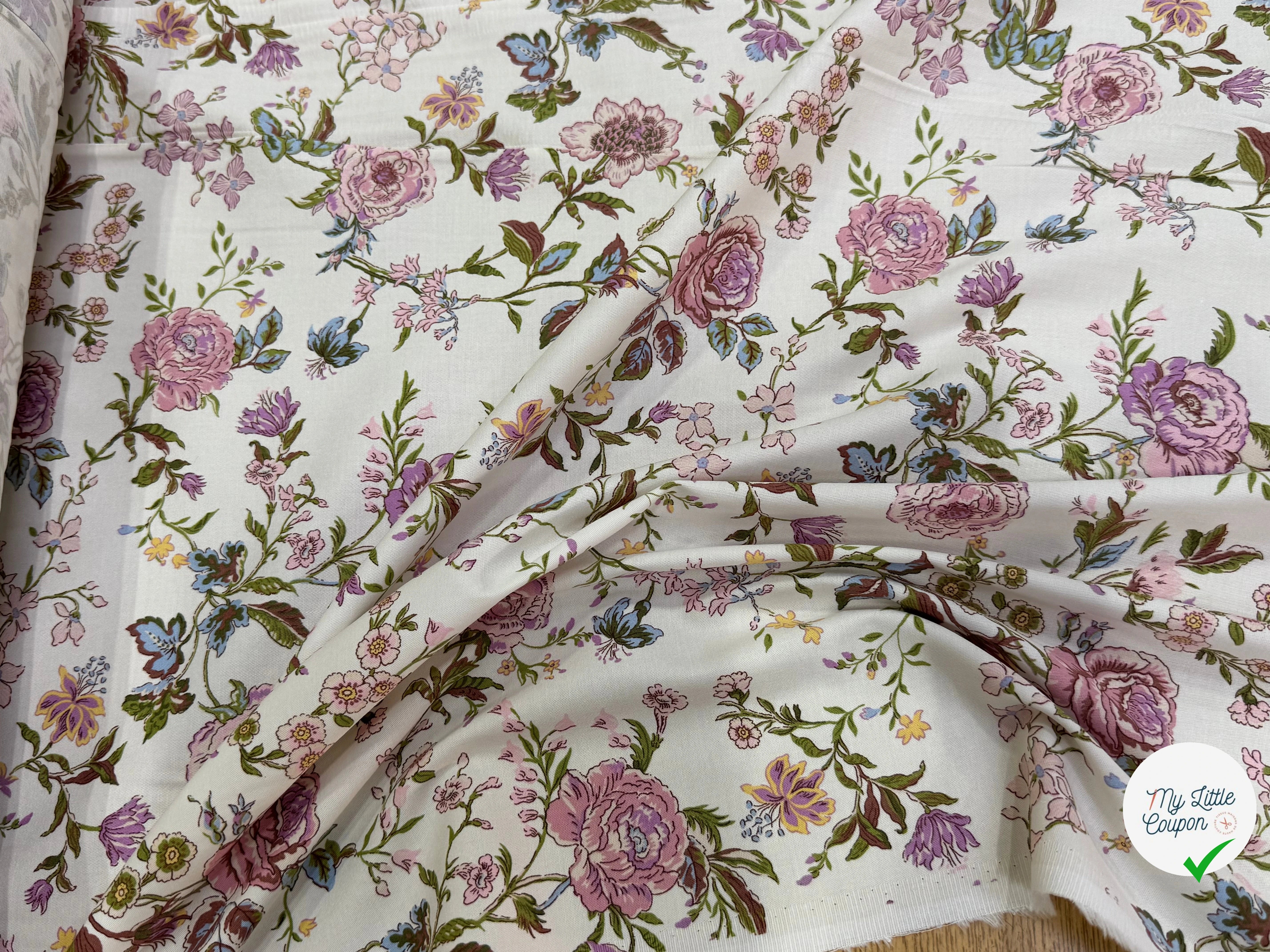 GABARDINE DE COTON FINE STRETCH ÉCRU JOLIES FLEURS ROSE VERT - My Little Coupon