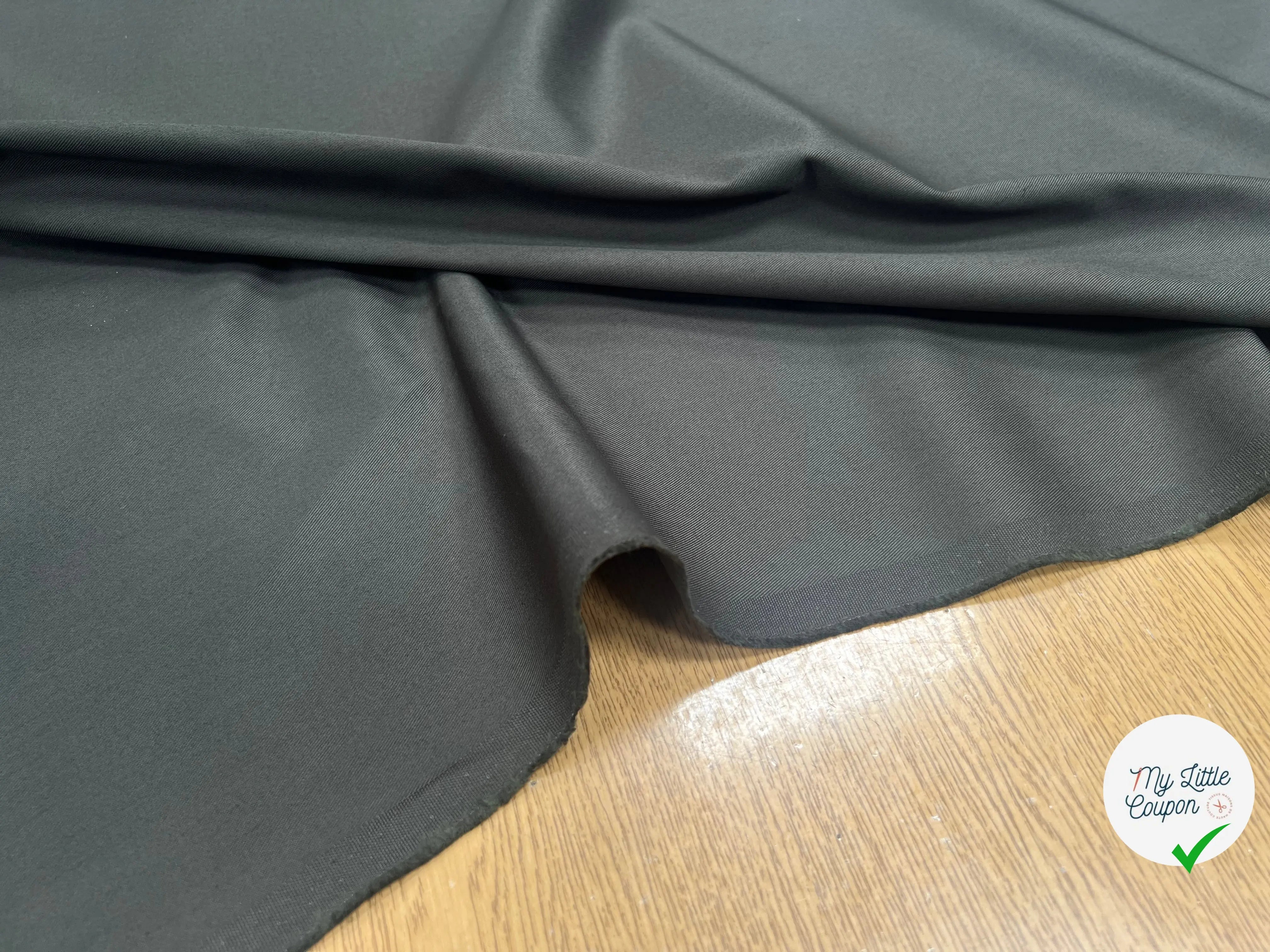 GABARDINE DE COTON FINEMENT SERGÉE KHAKI SUBLIME - My Little Coupon