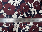 GABARDINE DE COTON FOND BLANC MOTIF GROSSES FLEURS BORDEAUX STRECH - My Little Coupon
