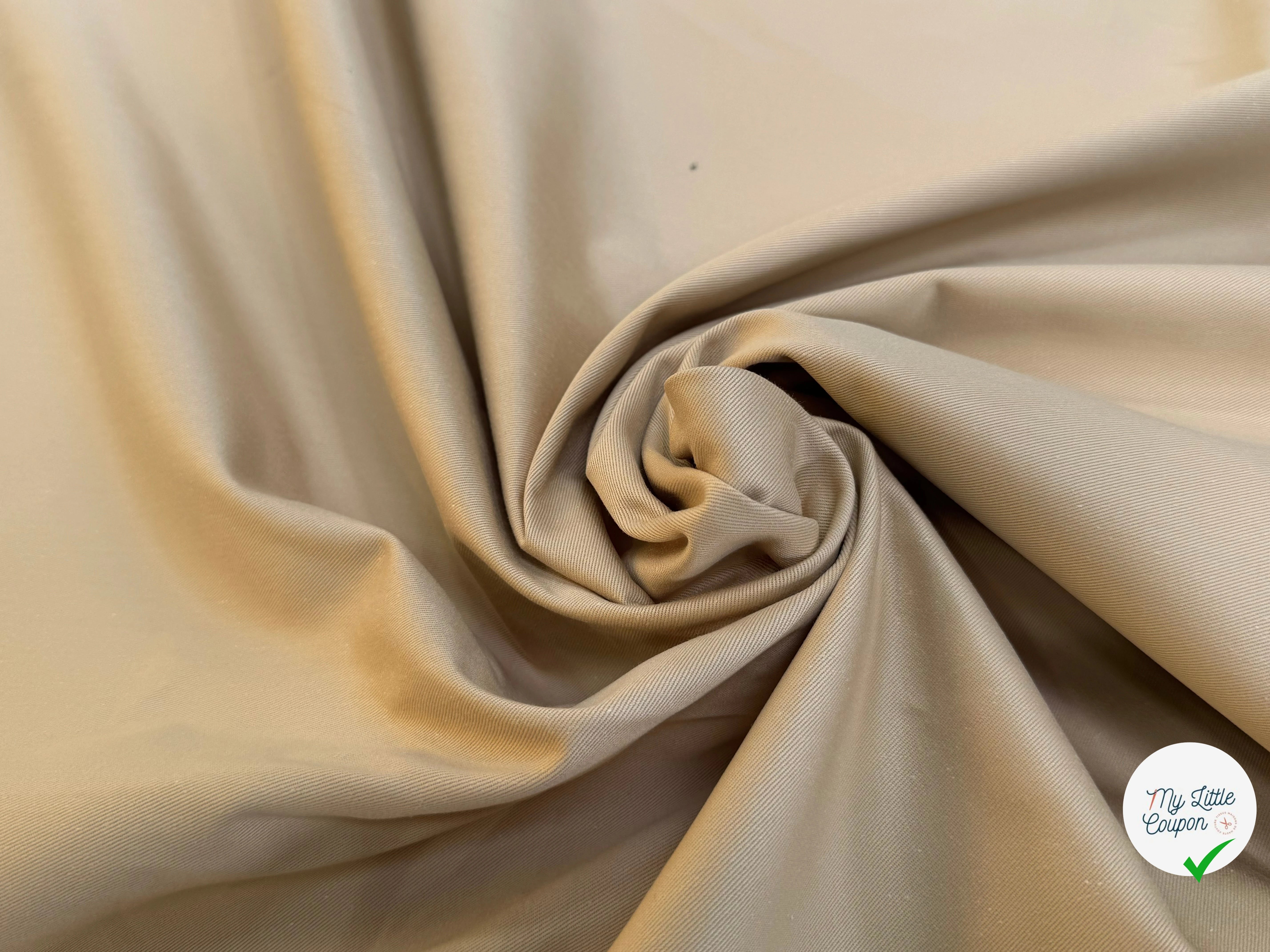 GABARDINE DE COTON LÉGÈREMENT SERGÉE TRÈS BELLE TENUE BEIGE FONCÉ - My Little Coupon