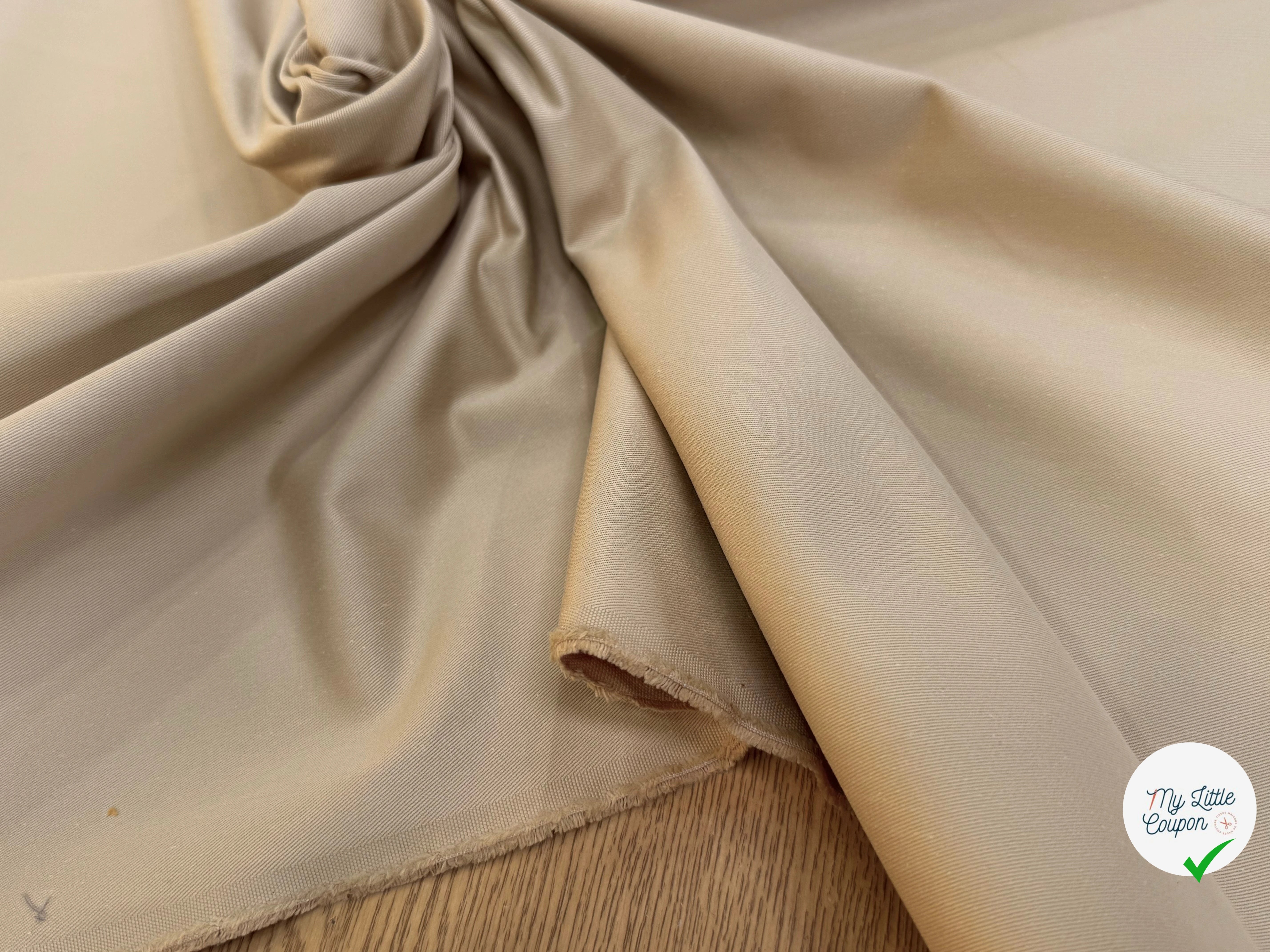 GABARDINE DE COTON LÉGÈREMENT SERGÉE TRÈS BELLE TENUE BEIGE FONCÉ - My Little Coupon
