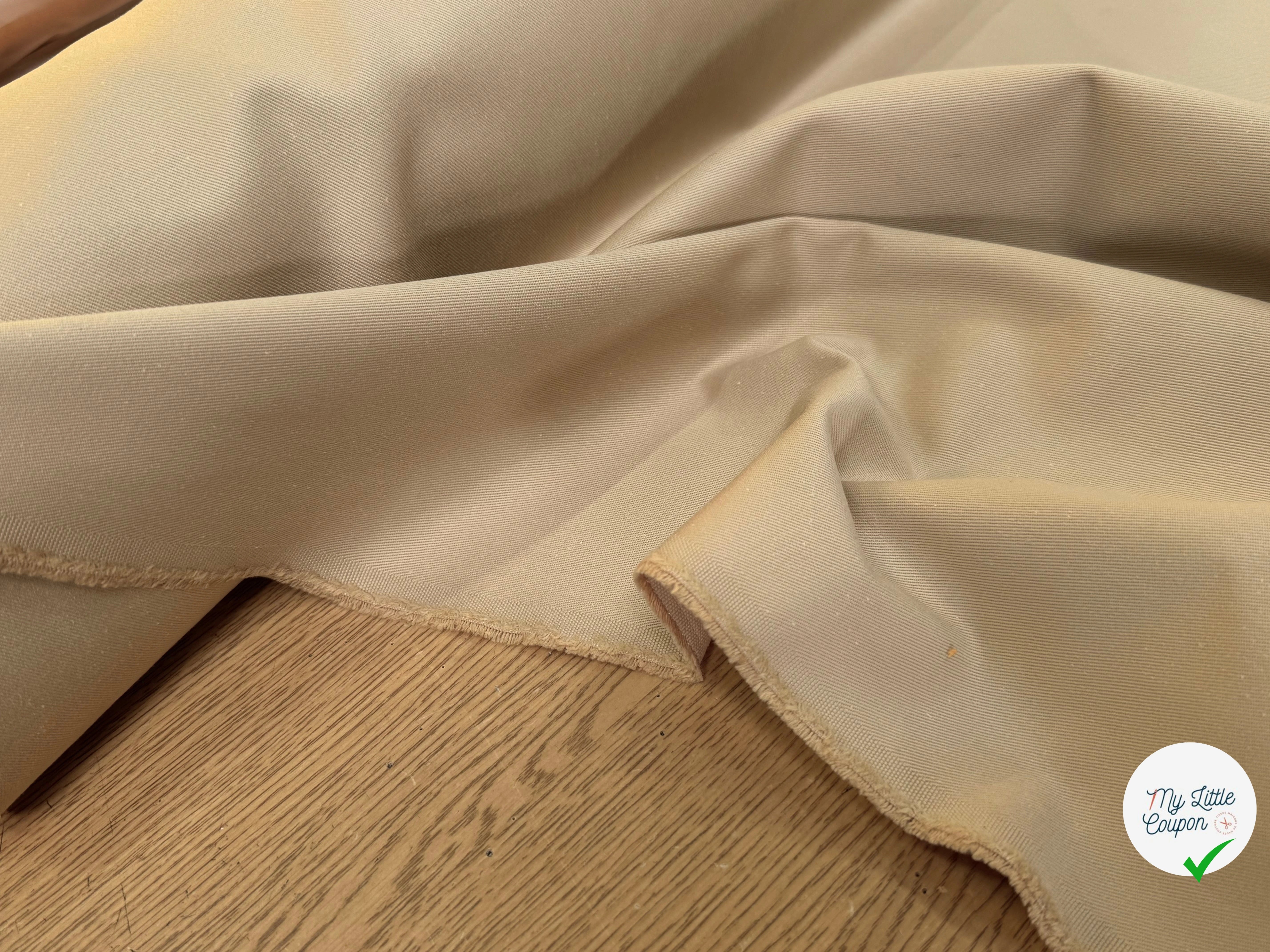 GABARDINE DE COTON LÉGÈREMENT SERGÉE TRÈS BELLE TENUE BEIGE FONCÉ - My Little Coupon