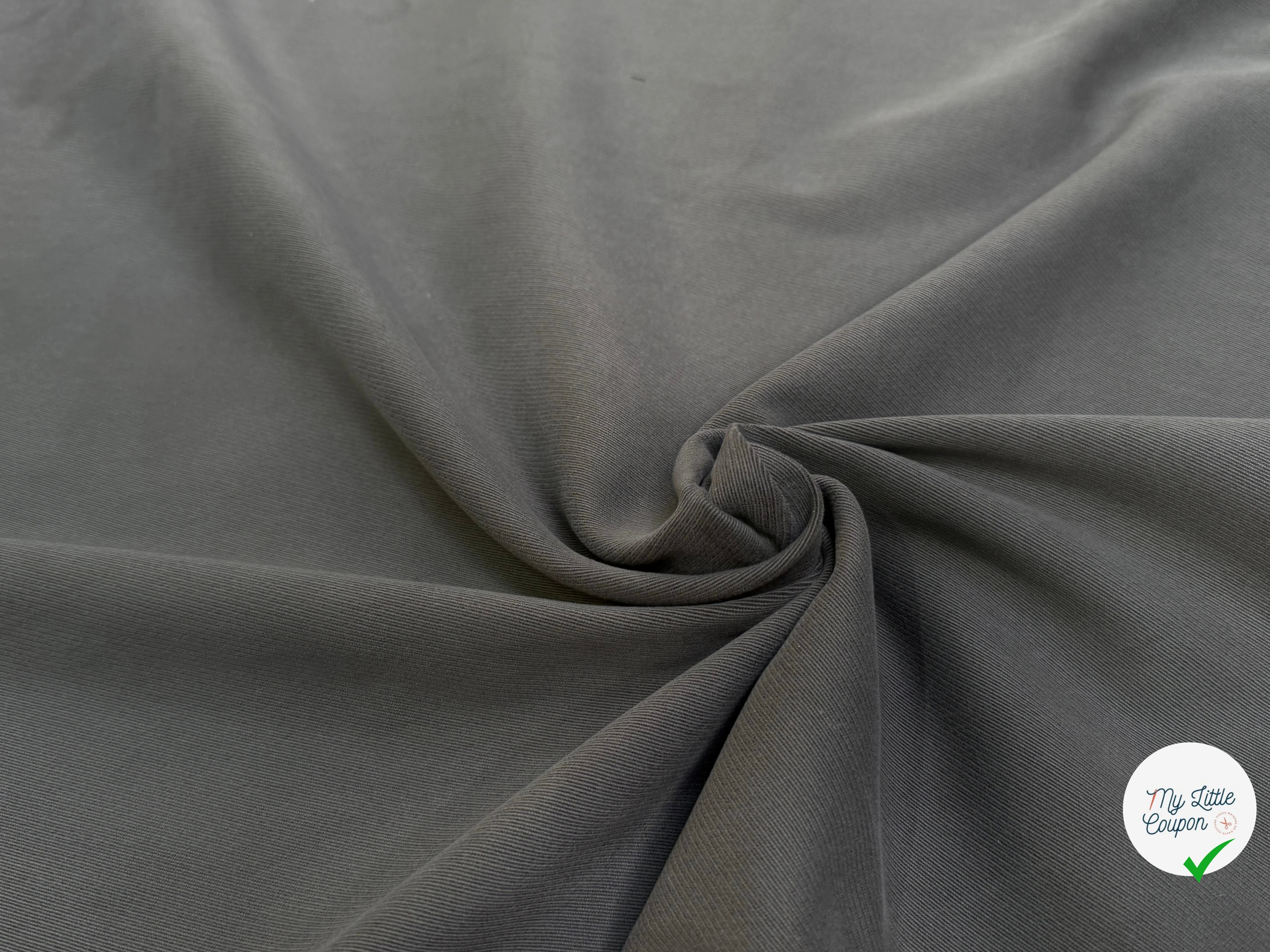 GABARDINE DE COTON LOURDE STRIÉE GRIS FONCÉ JAPAN - My Little Coupon