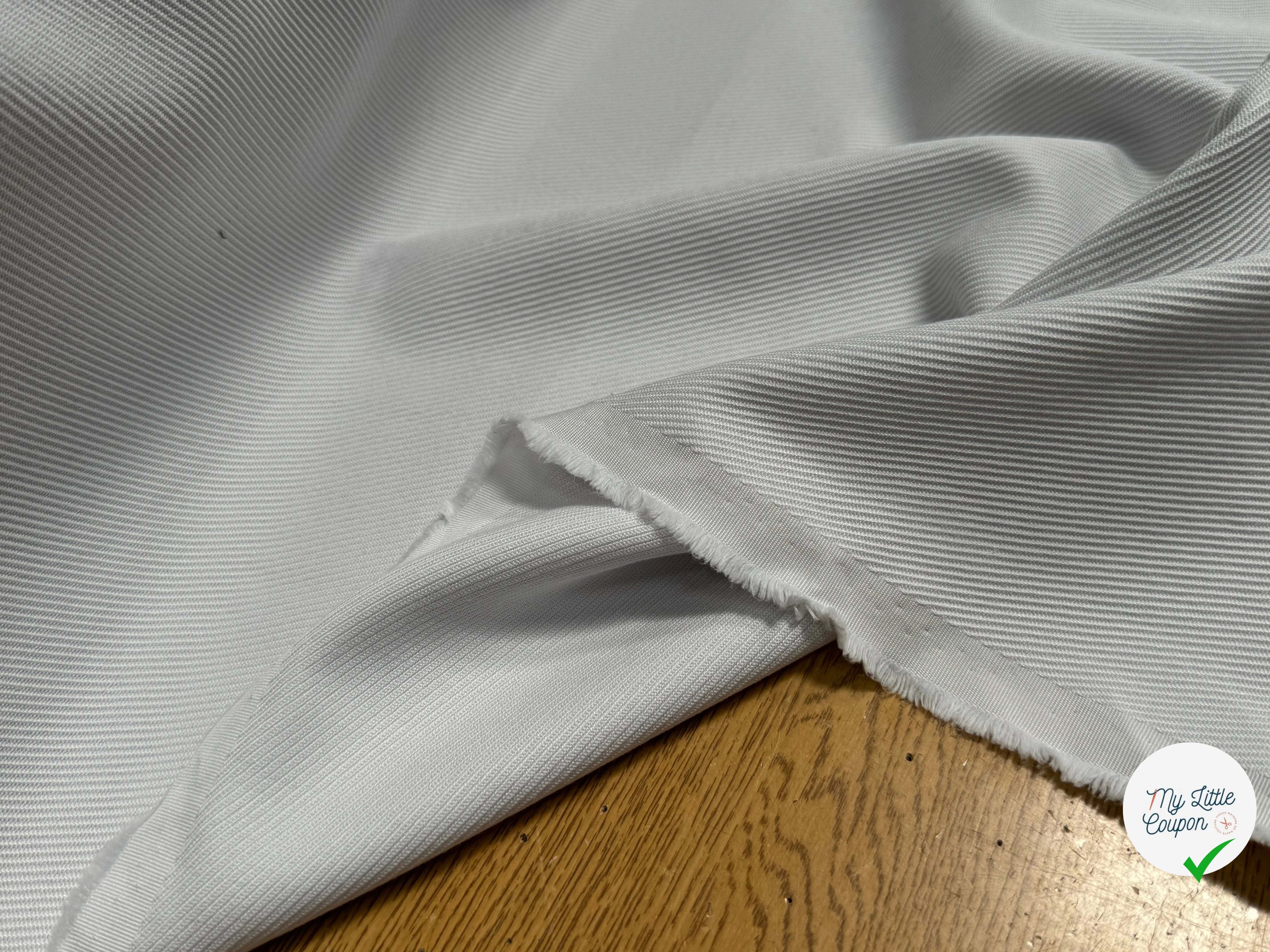 GABARDINE DE COTON LOURDE STRIÉE SUPERBE TENUE MIST - My Little Coupon