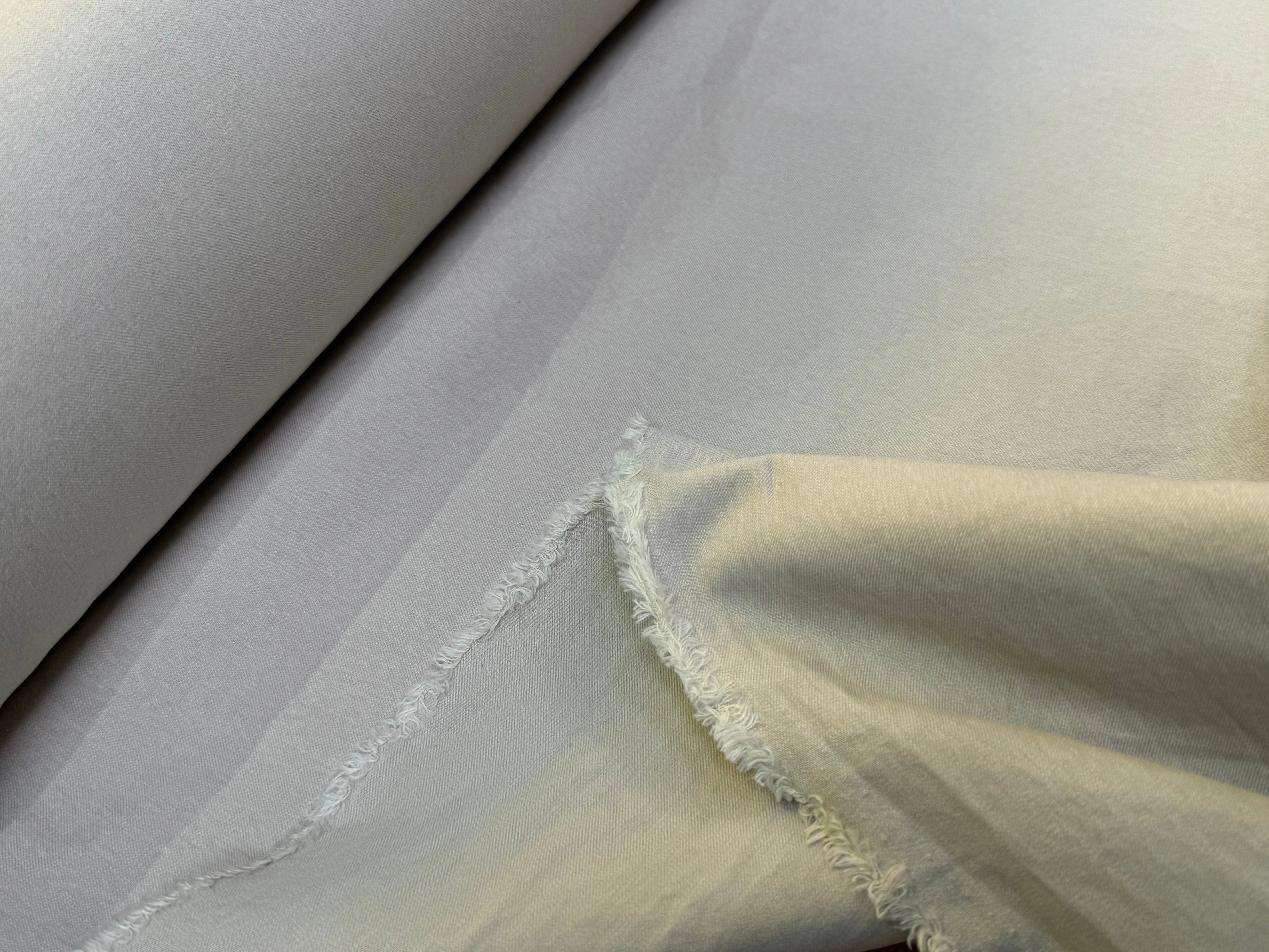 GABARDINE DE COTON QUALITÉ COUTURE BEIGE ÉCRU - My Little Coupon