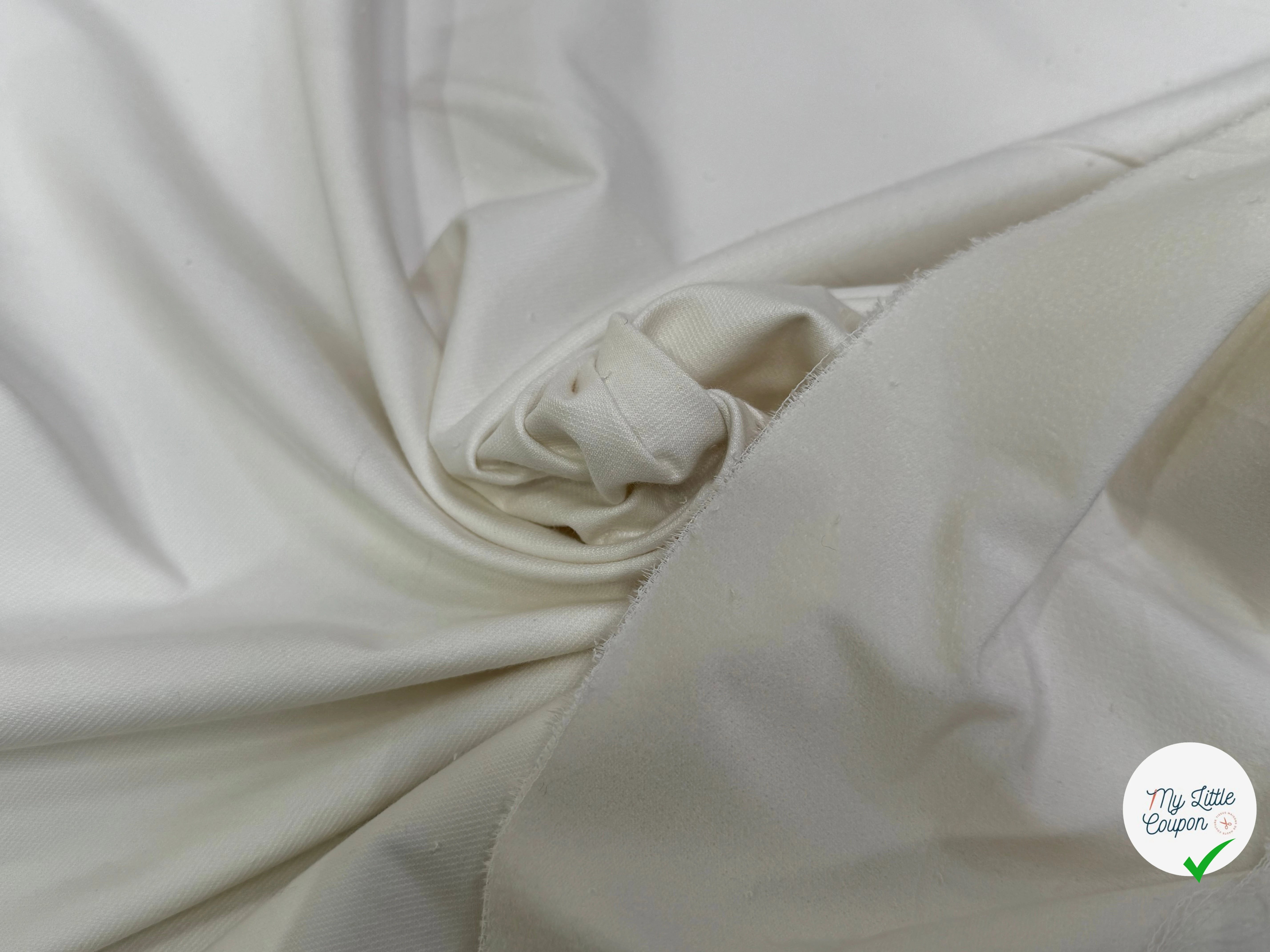 GABARDINE DE COTON ULTRA STRETCH EFFET NID D'ABEILLE ENDROIT DUVETEUX BLANC CASSÉ - My Little Coupon