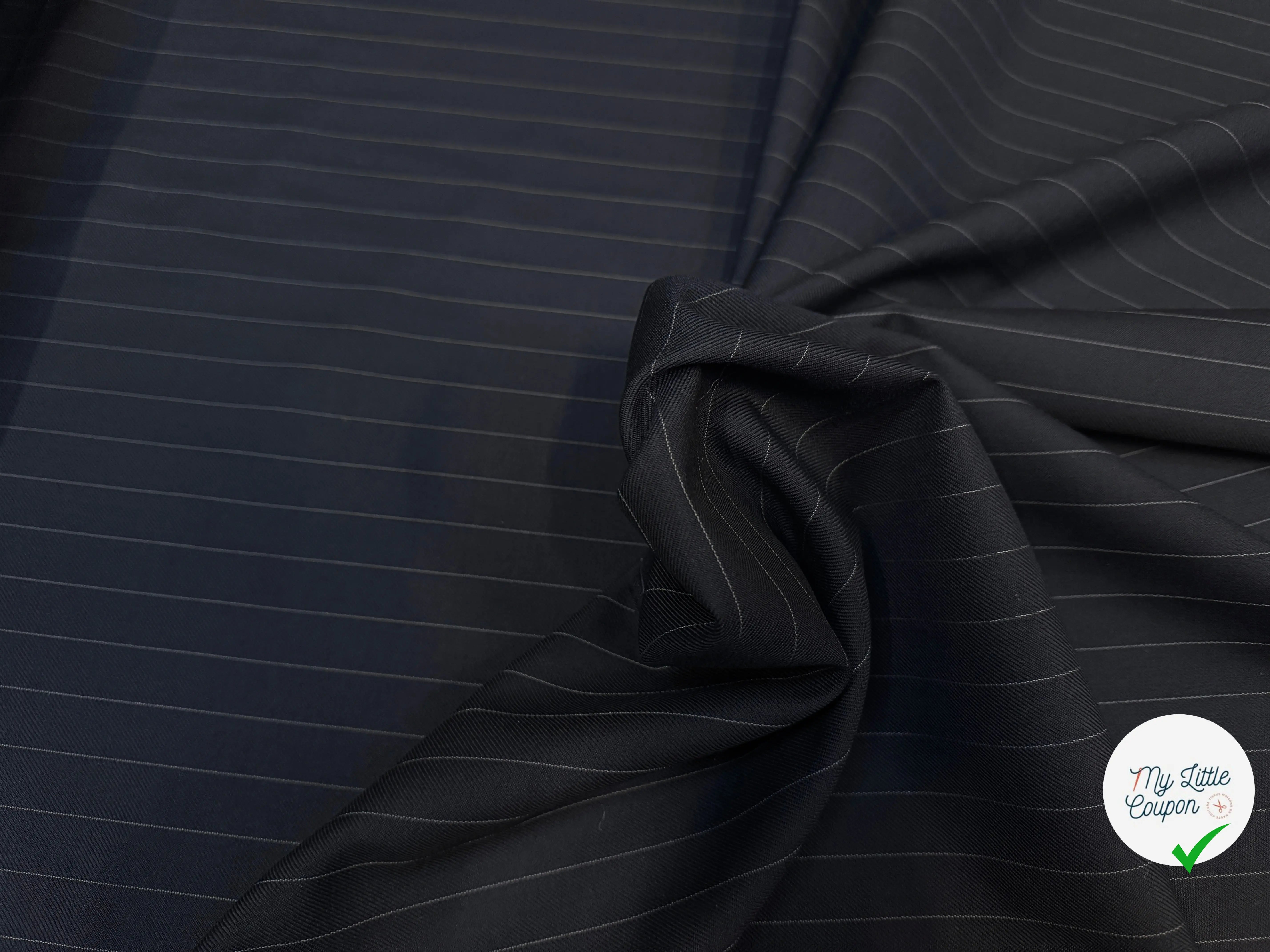 GABARDINE DE LAINE BLEUE STRIÉE ET RAYÉE - My Little Coupon