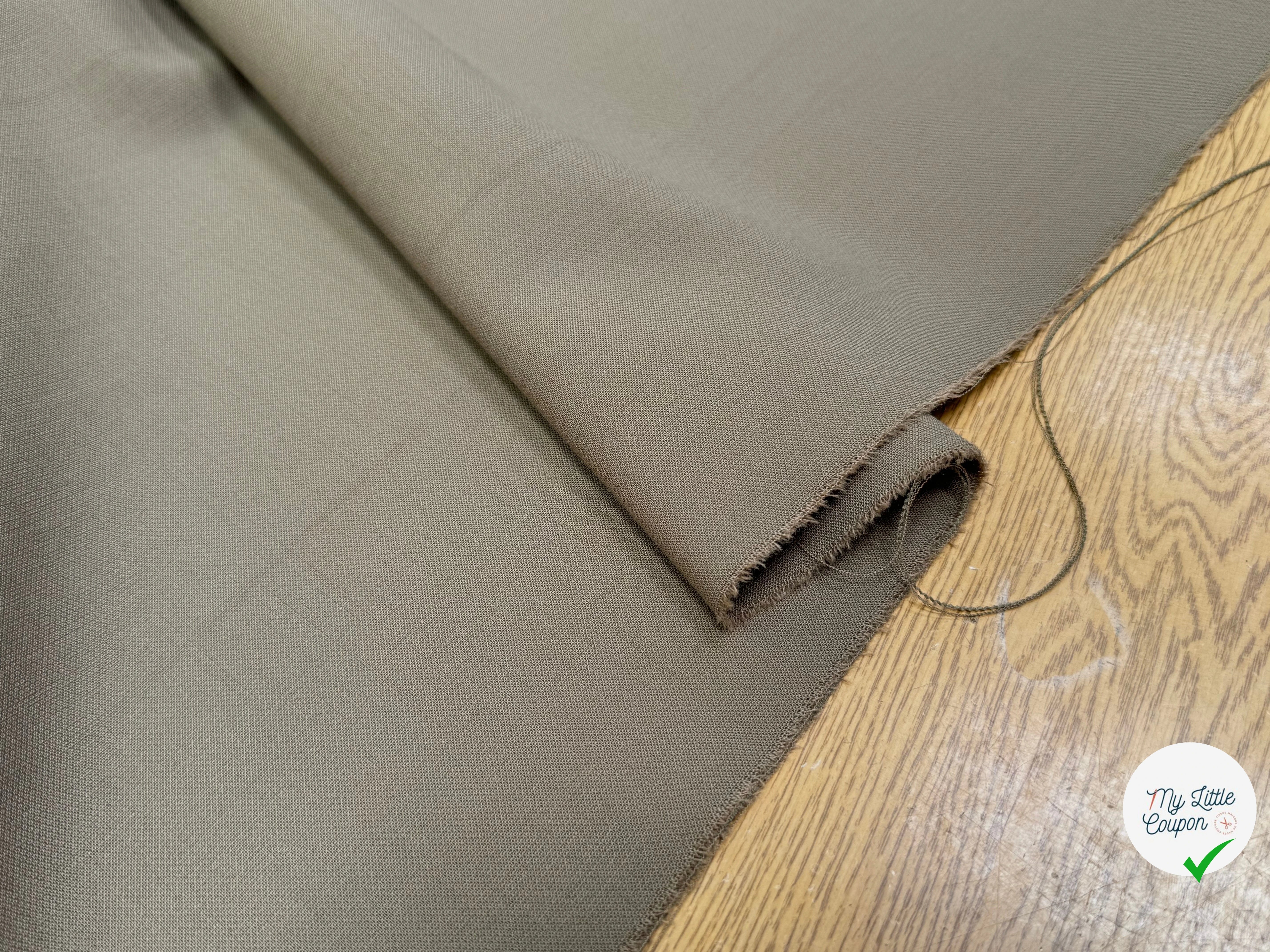 GABARDINE DE LAINE STRETCH TAUPE KAKI 80% LAINE TRÈS BELLE TENUE - My Little Coupon