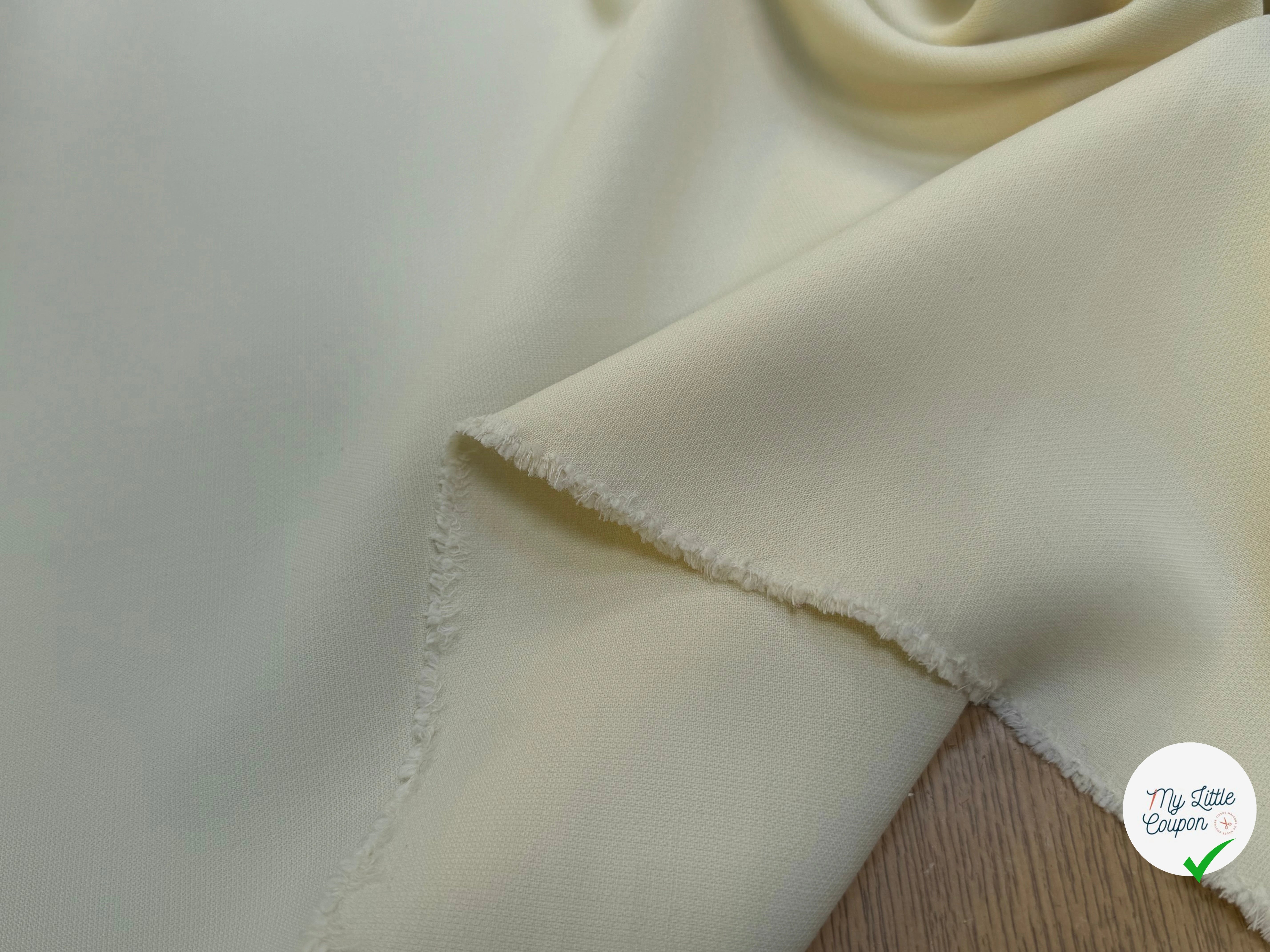 GABARDINE DE LAINE STRETCH VANILLE 80% LAINE TRÈS BELLE TENUE - My Little Coupon