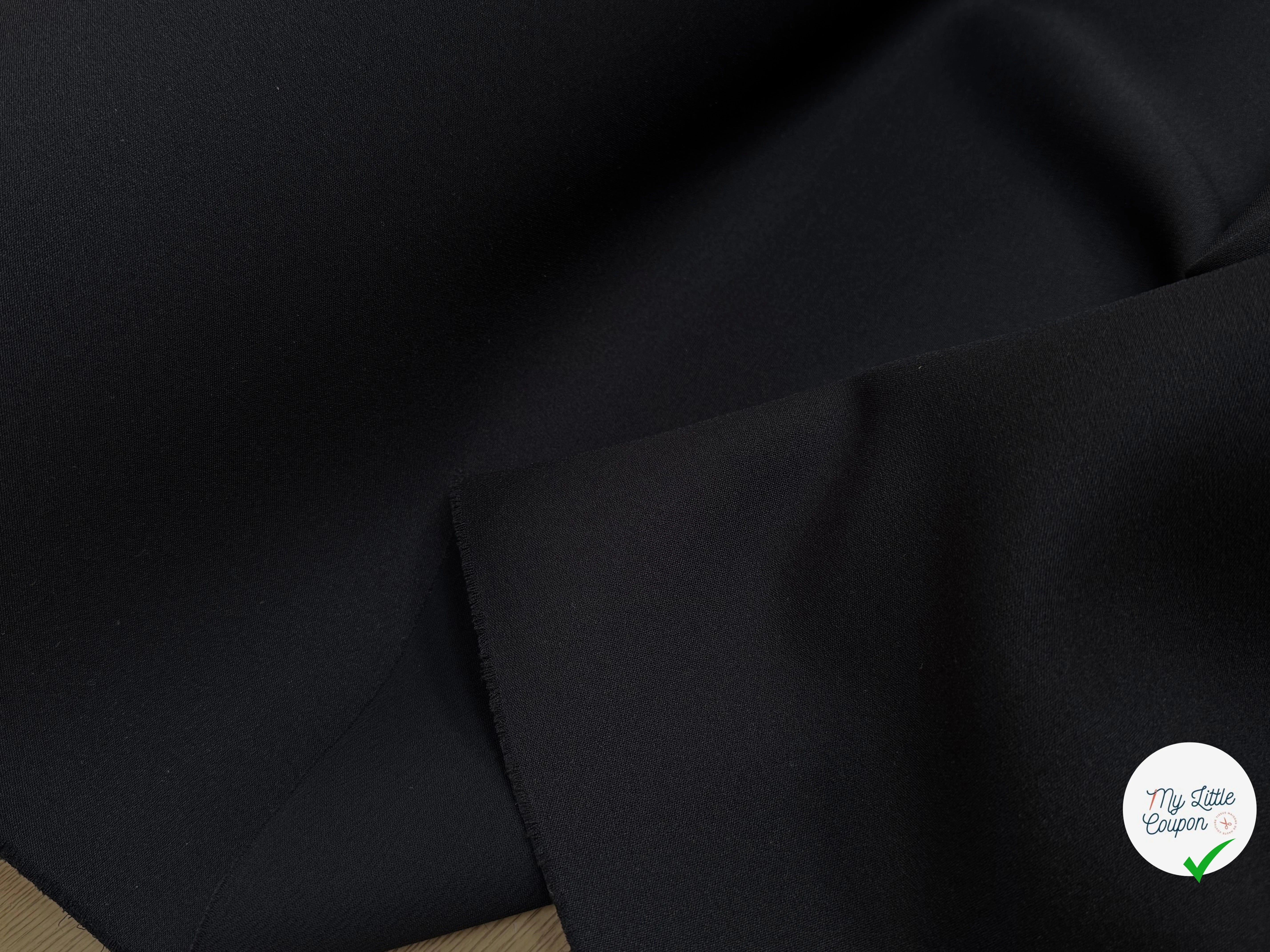 GABARDINE DOUBLE ÉTOFFE TRÈS LÉGÈREMENT SATINÉE NOIR STRETCH - My Little Coupon