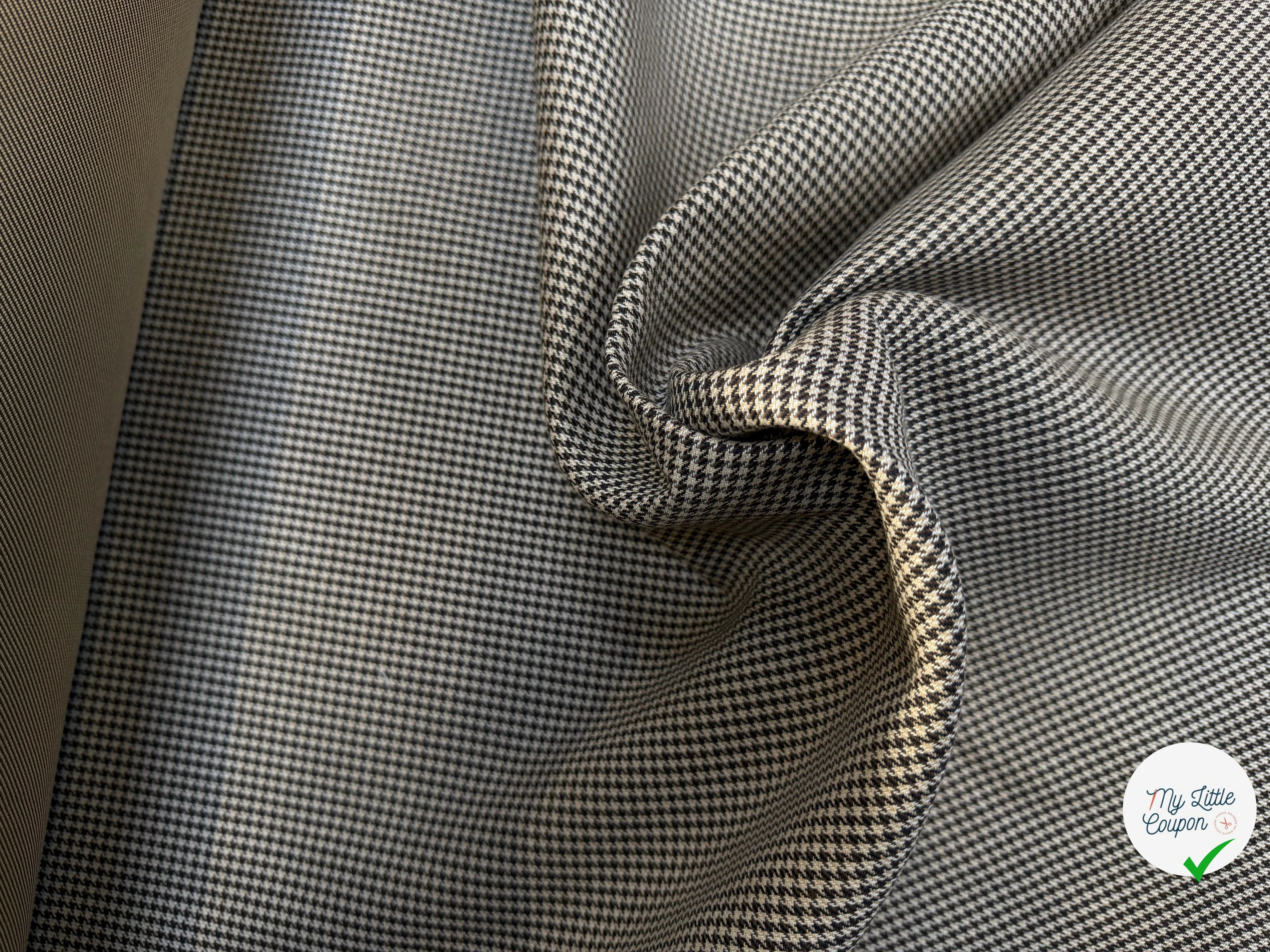 GABARDINE DOUBLE FACE MOTIF PIED DE POULE FACE SERGÉE - My Little Coupon