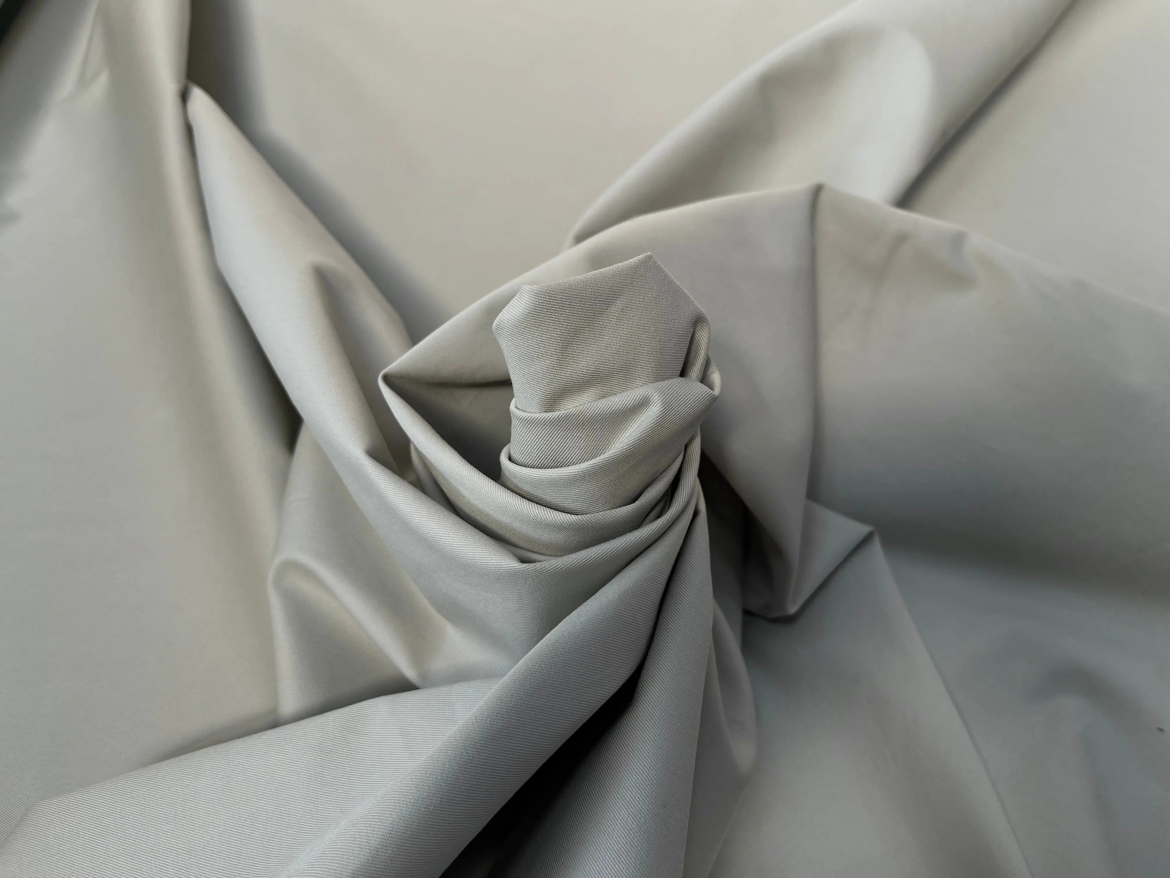 GABARDINE FINEMENT SERGÉE HUITRE - My Little Coupon