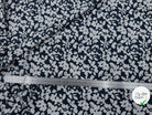 GABARDINE JAPON STRETCH FLEURS BLEU SUR NOIR VERSO BLEU GRIS MSO