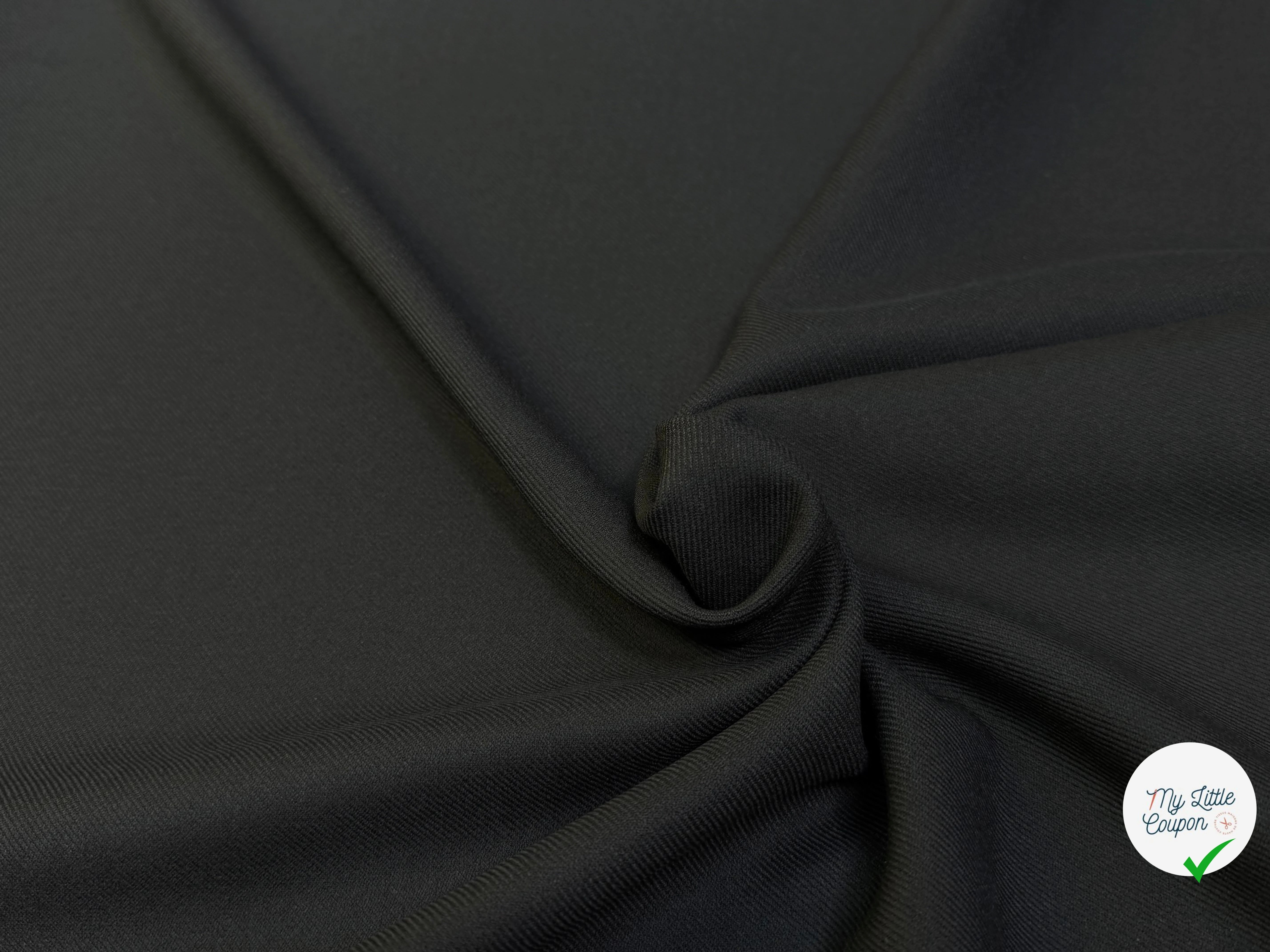 GABARDINE LOURDE POLYCOTON LÉGÈREMENT SATINÉE ET STRIÉE NOIR TRÈS BELLE TENUE - My Little Coupon