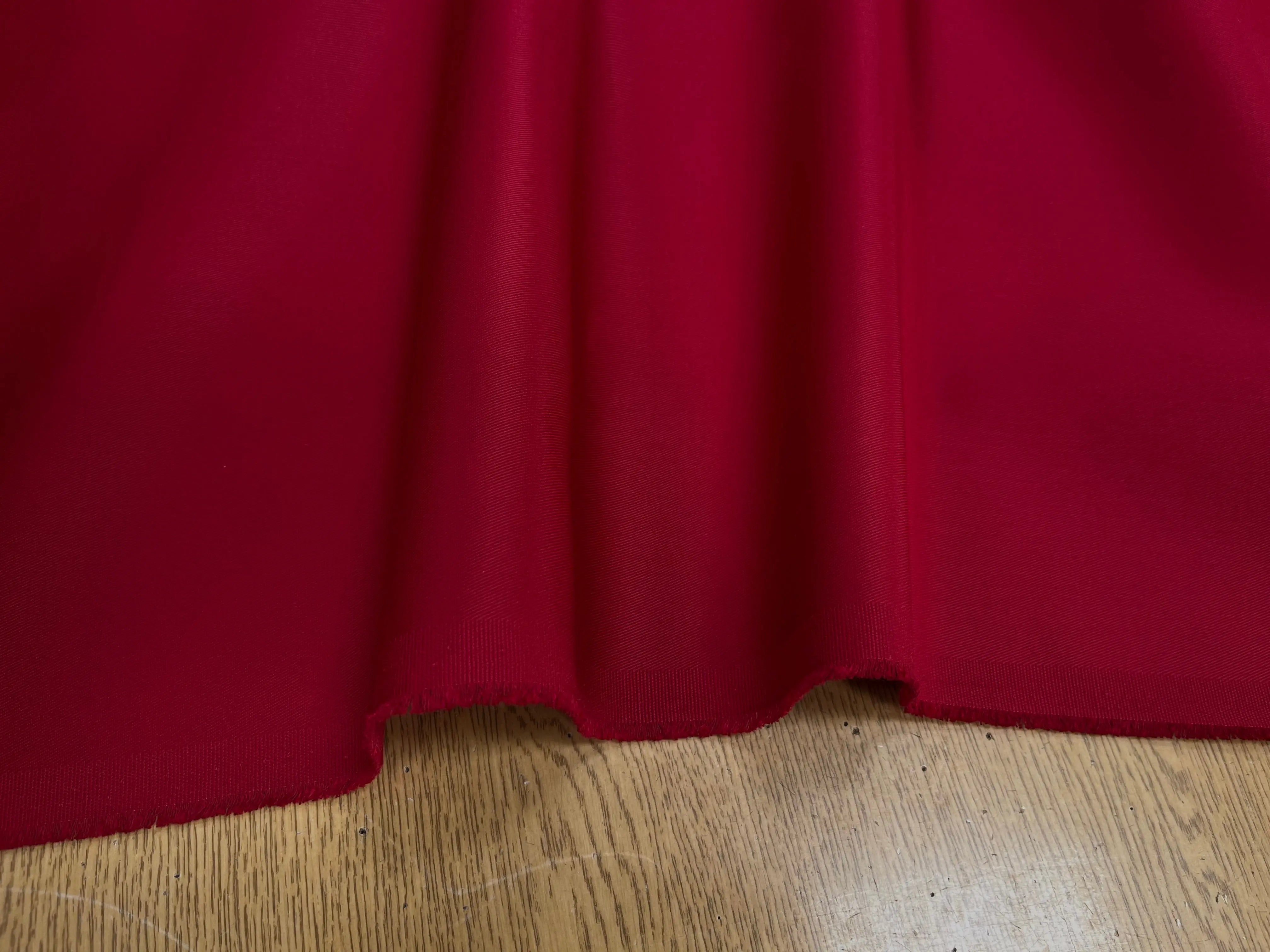 GABARDINE POLYESTER ROUGE CANON JAPON - My Little Coupon