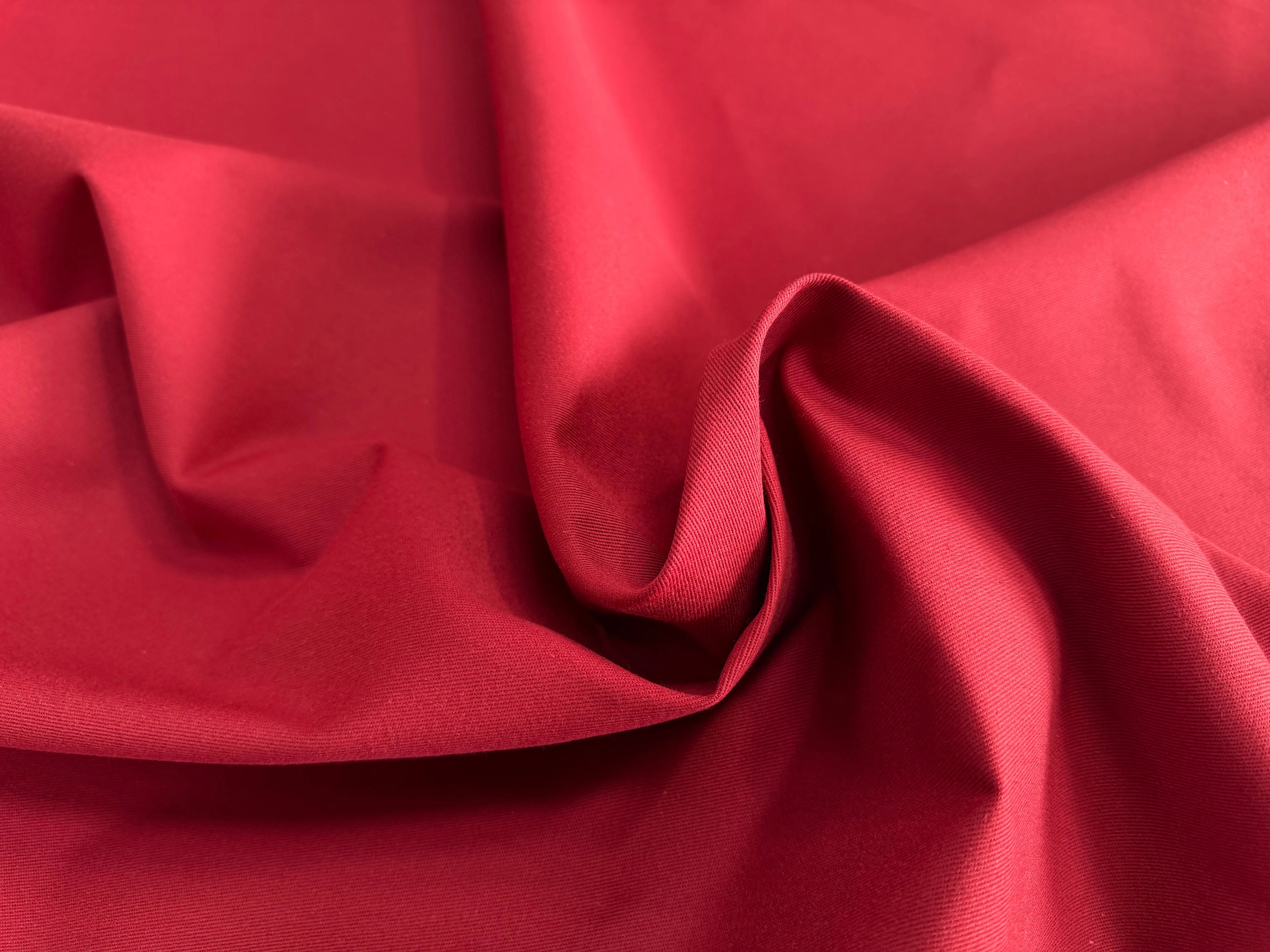 GABARDINE SERGÉE 100% COTON POURPRE 812 150 CM - My Little Coupon