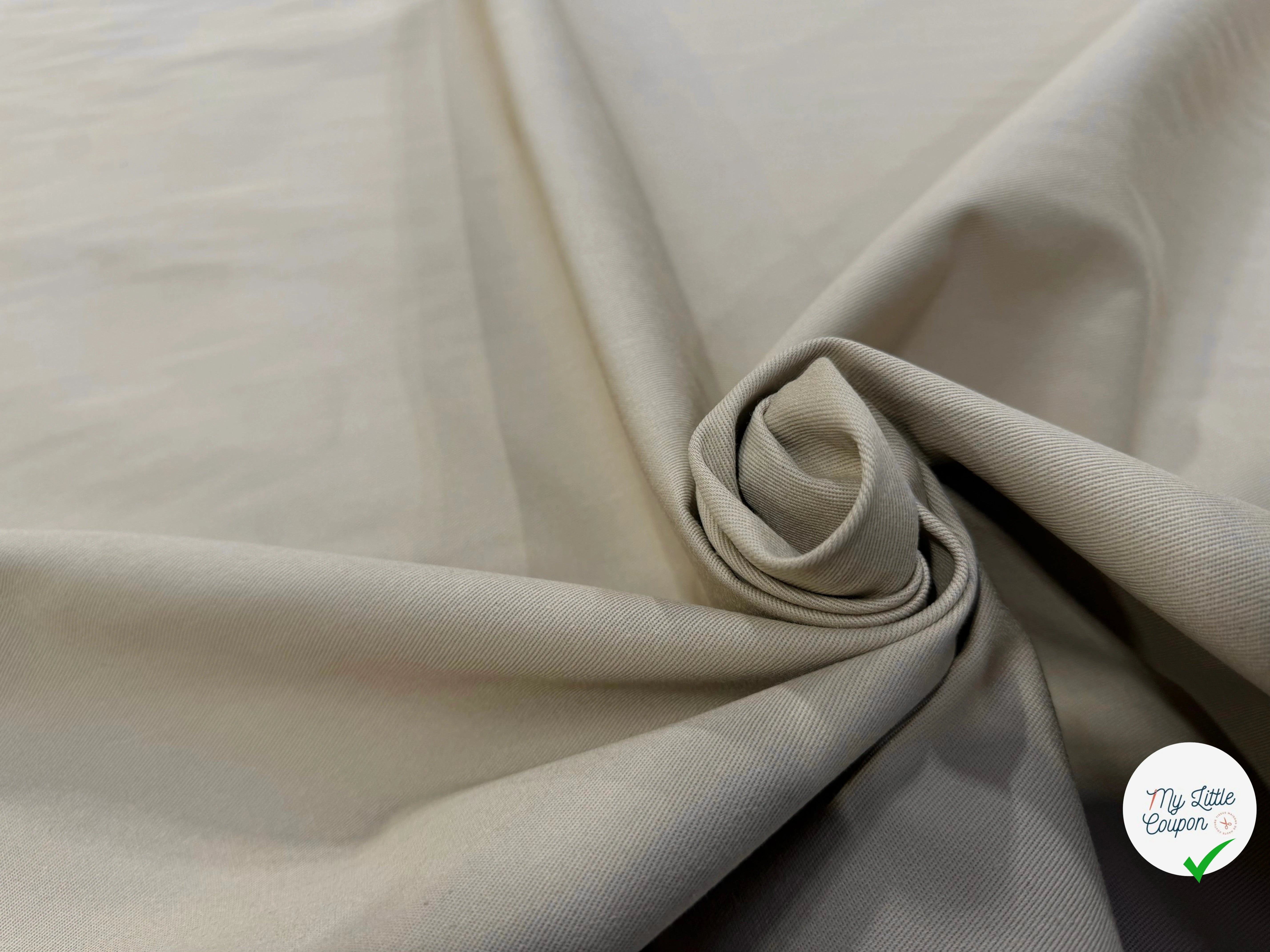 GABARDINE SERGÉE 100% COTON TAUPE 833 150 CM - My Little Coupon