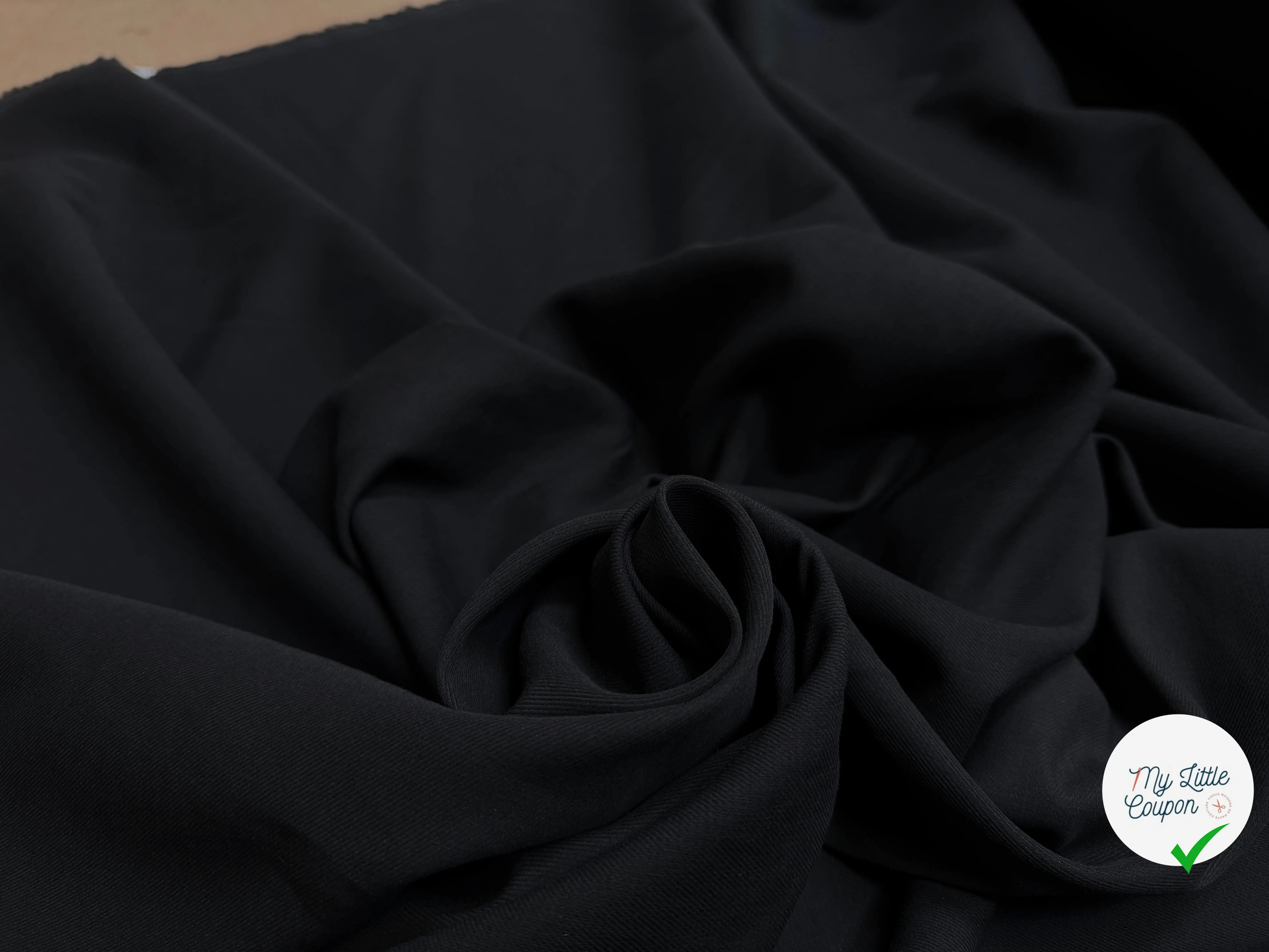 GABARDINE SOUPLE BELLE TENUE 100% COTON NOIR PROFOND - My Little Coupon