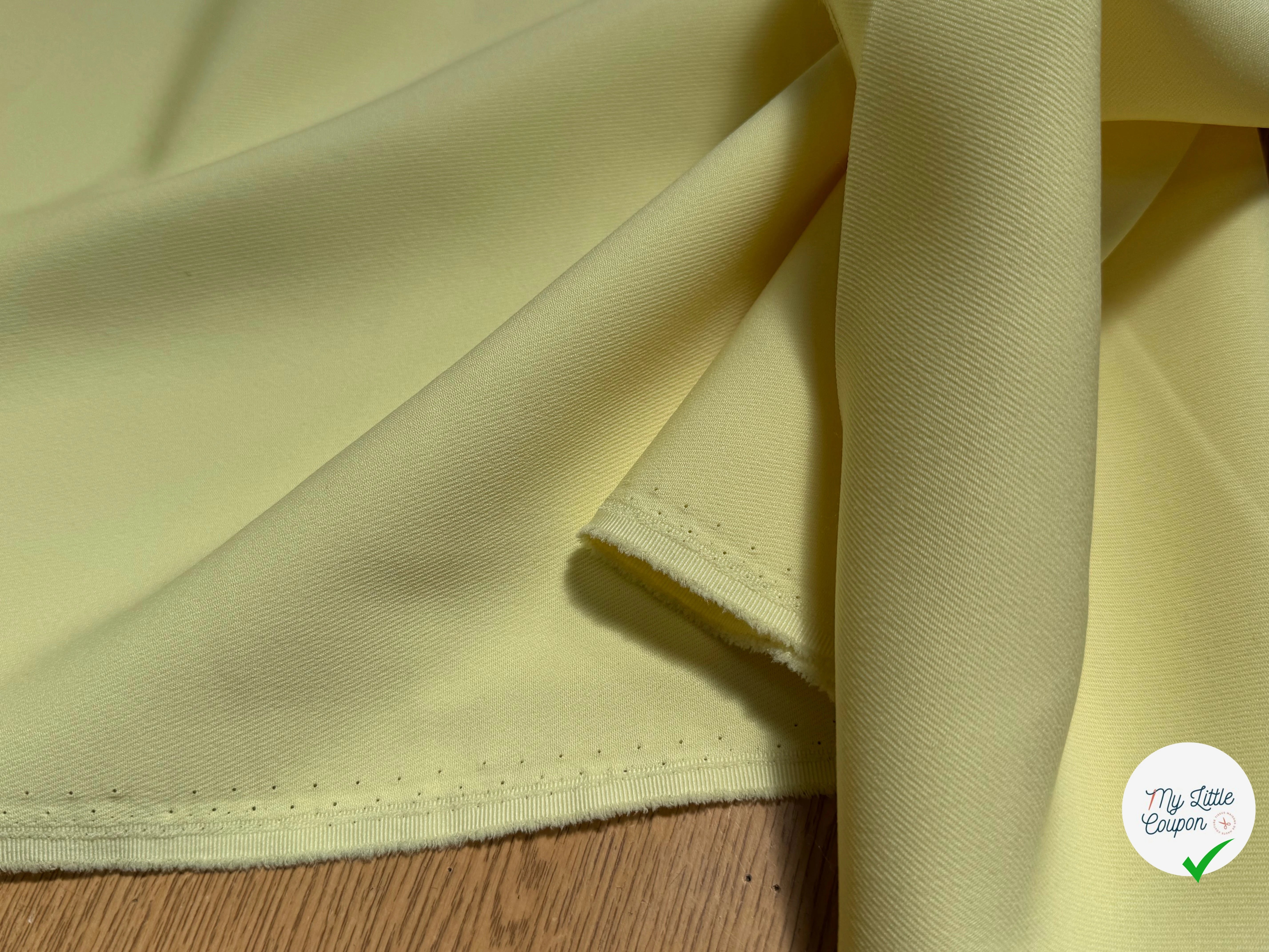 GABARDINE SOUPLE SERGÉE STRETCH BEAU TOMBÉ LIGHT YELLOW - My Little Coupon