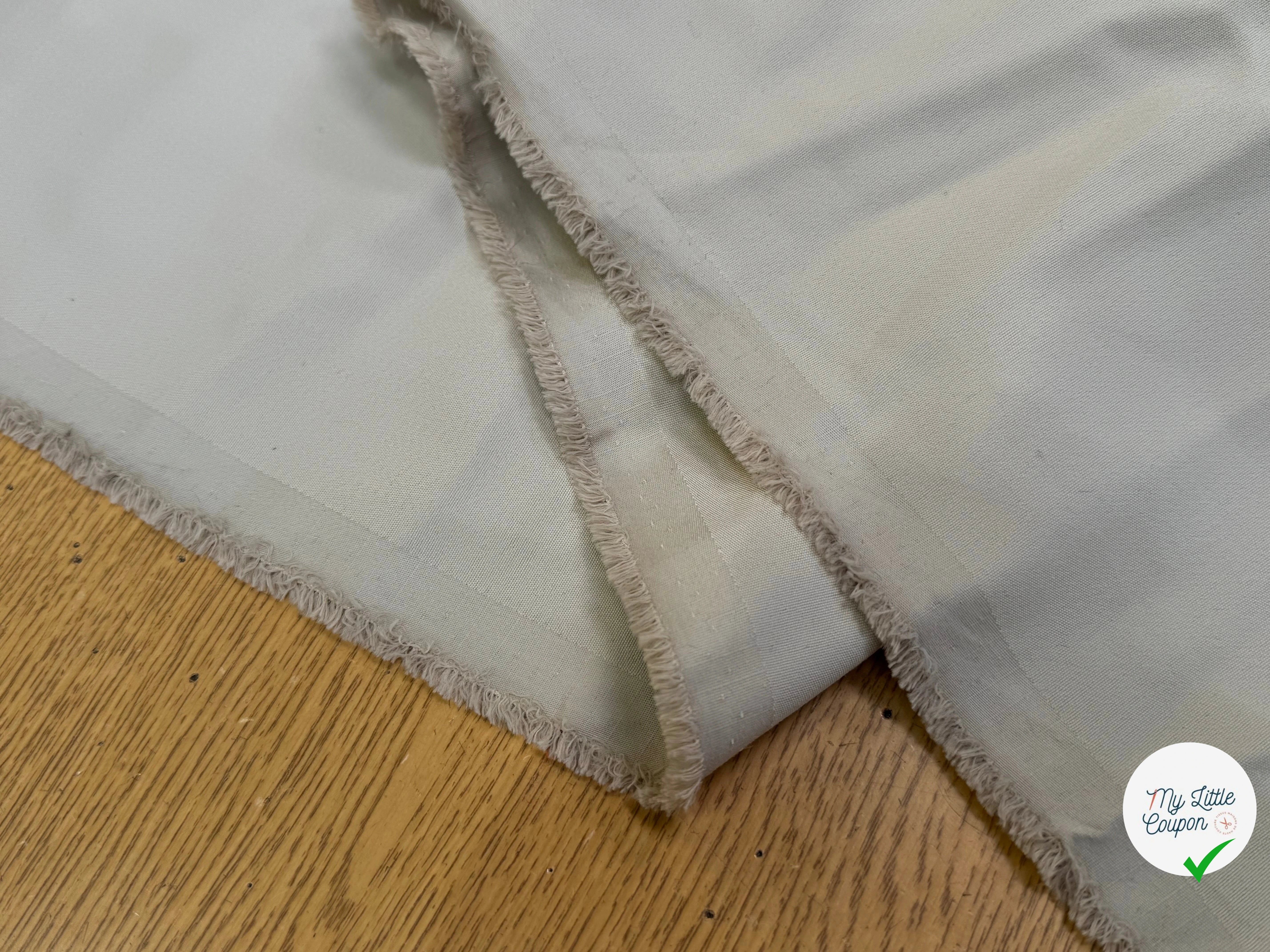 GABARDINE STRETCH POLYVISCOSE BEIGE MAKURIA - My Little Coupon
