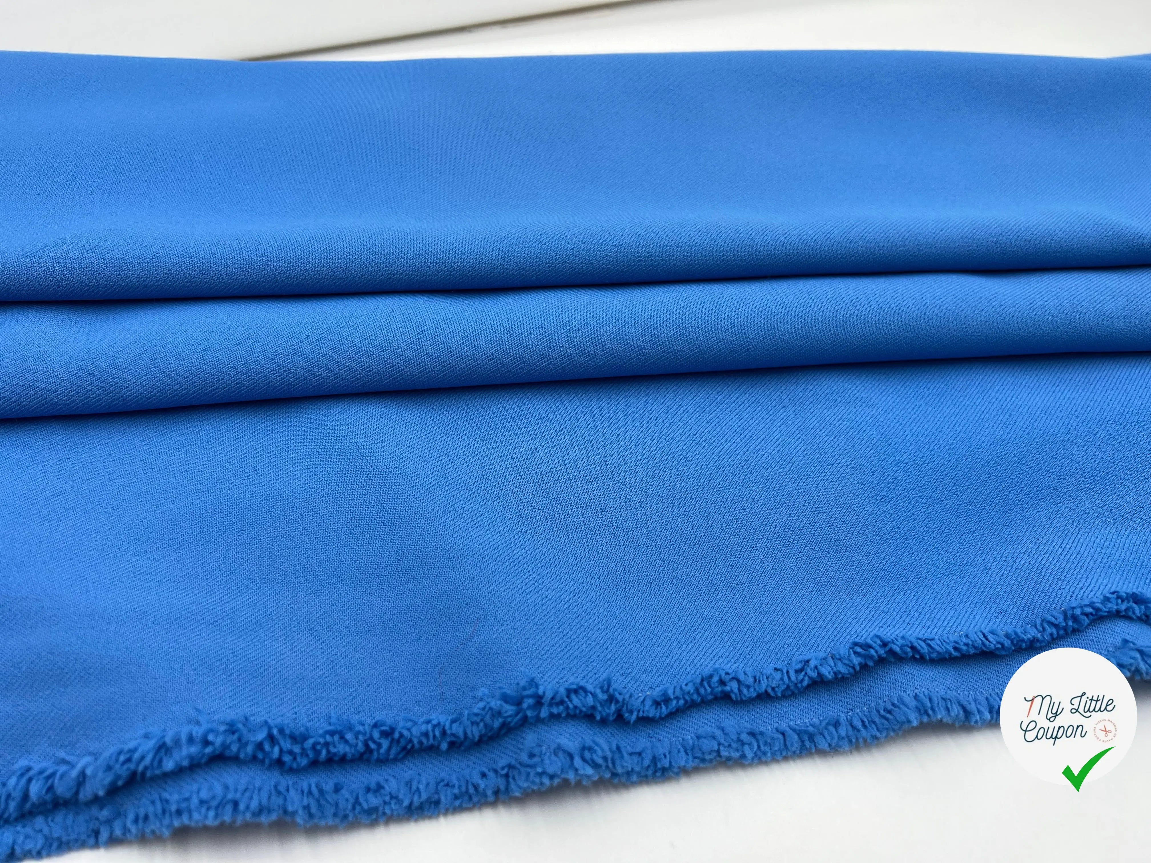 GABARDINE TECHNIQUE BLEU NATTÉ - My Little Coupon - tissu - coudre